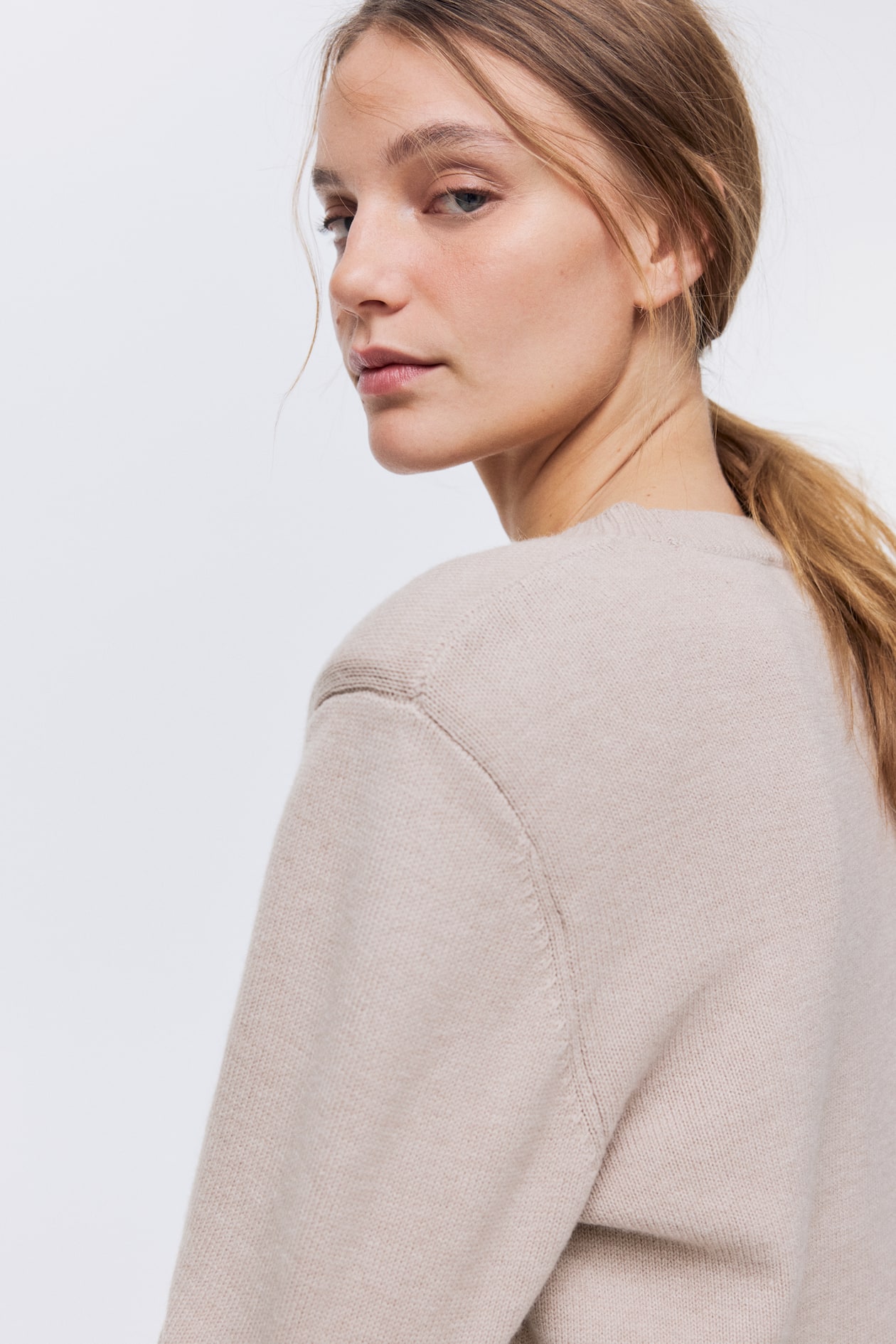 Shoulder-Pad Sweater - image 3