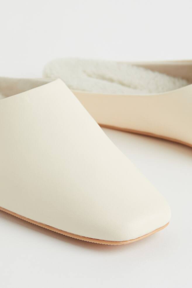 Teddy-lined leather slippers - Light beige - 3