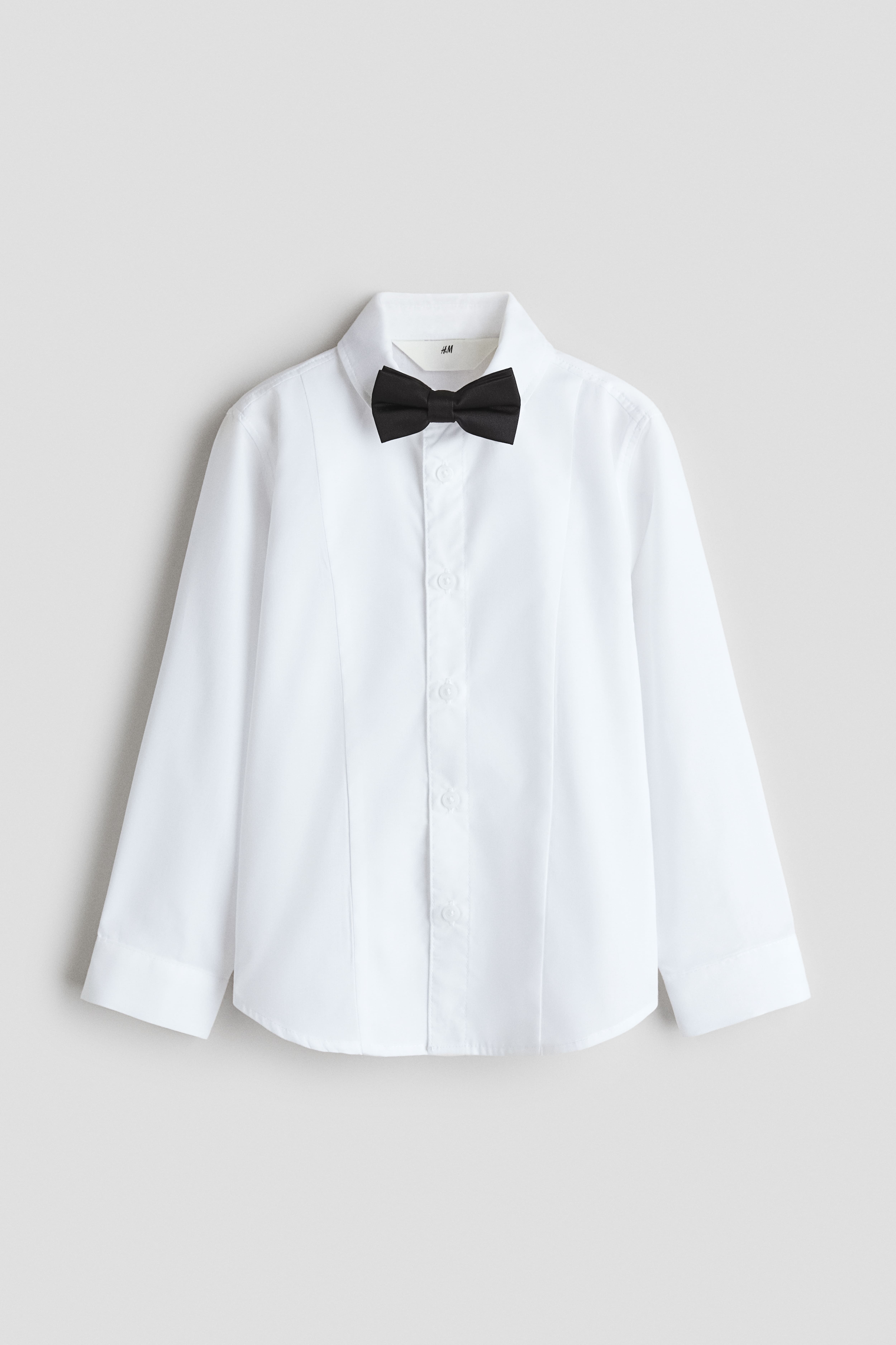 2-Piece Tuxedo Shirt and Bow Tie Set