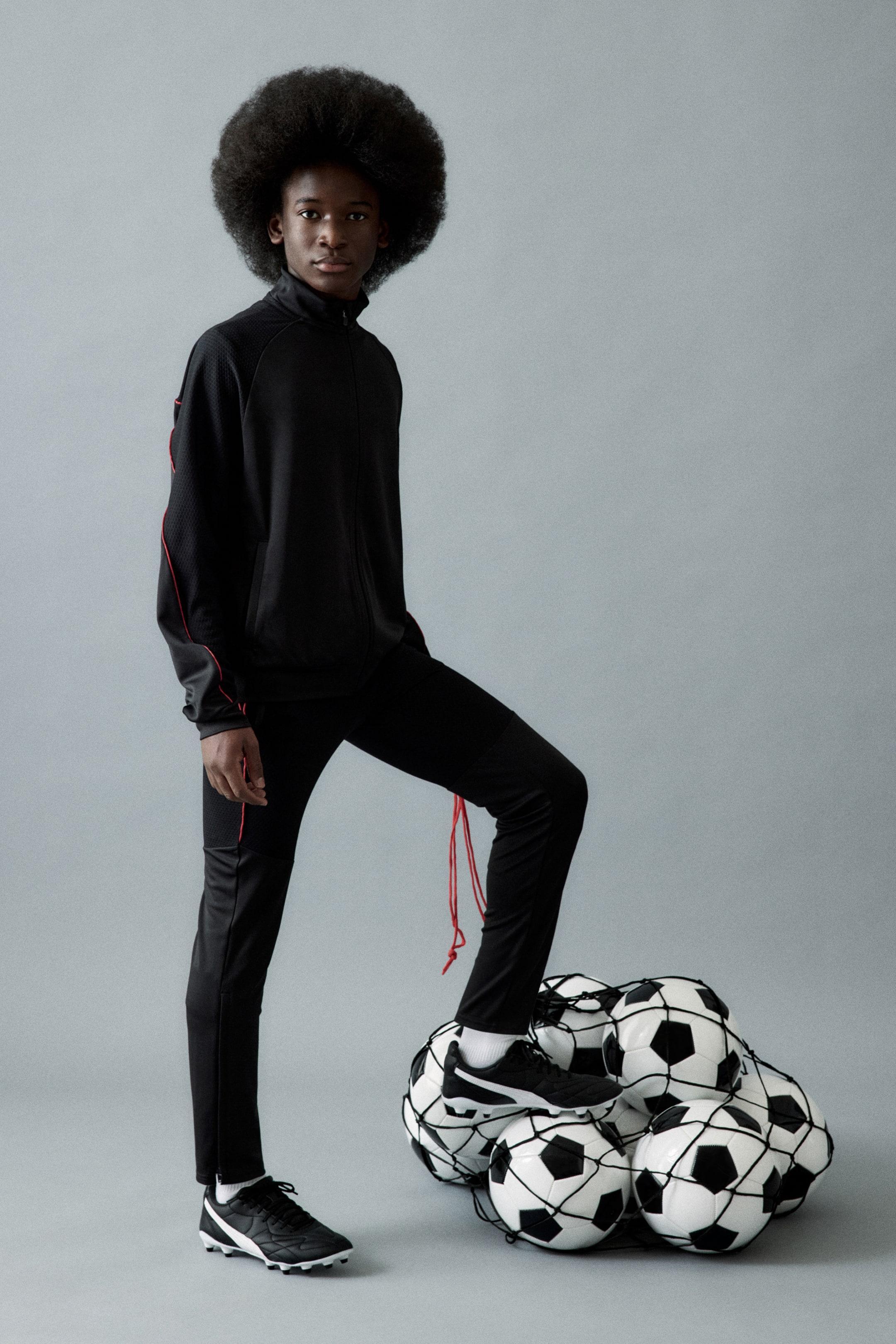 Детские куртки H&M Regular-Fit Soccer Jacket with DryMove™ — фото 7