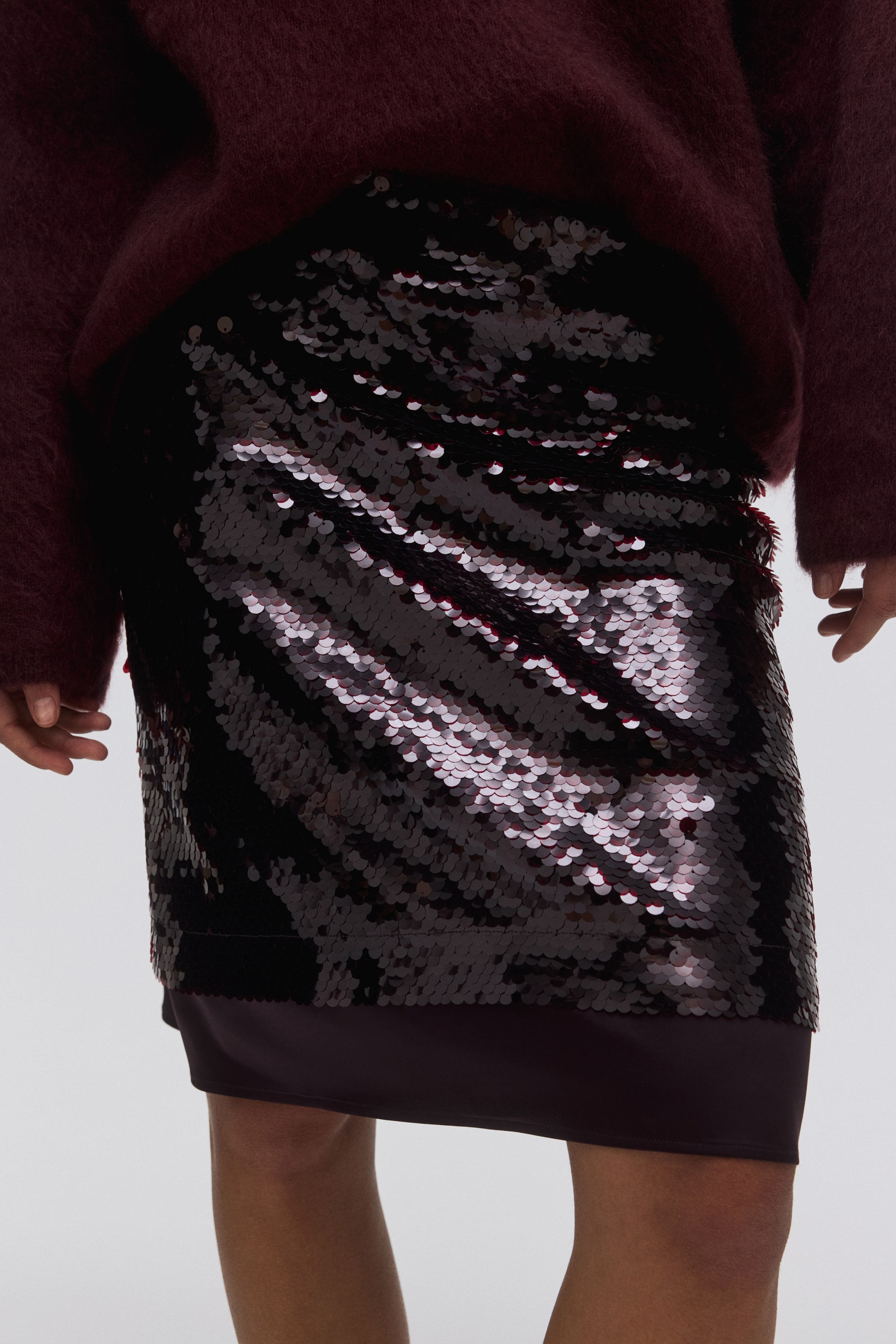 Büyük resmi görüntüle: Pullu Etek - Bordo - KADIN | H&M TR 3