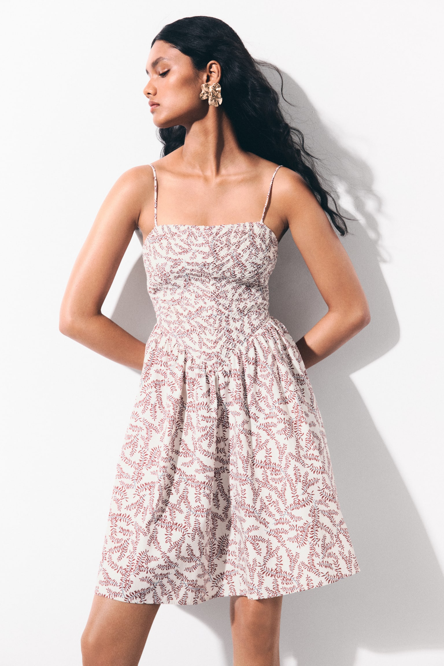 Vestido de tirantes con punto smock - Crema/Diseño - 5