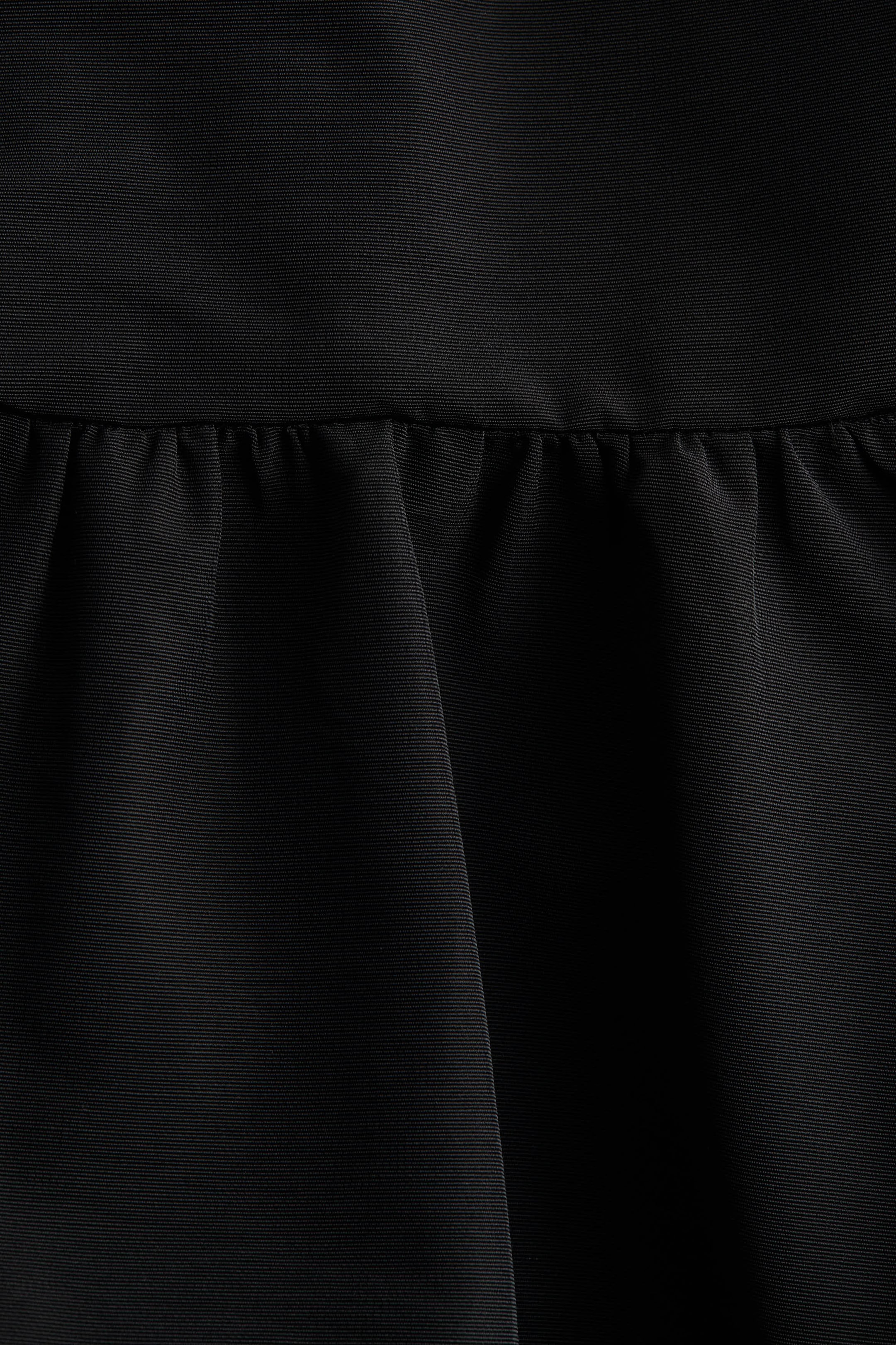 Ver imagen más grande: Top con lazada y peplum - Negro - MUJER | H&M ES 6