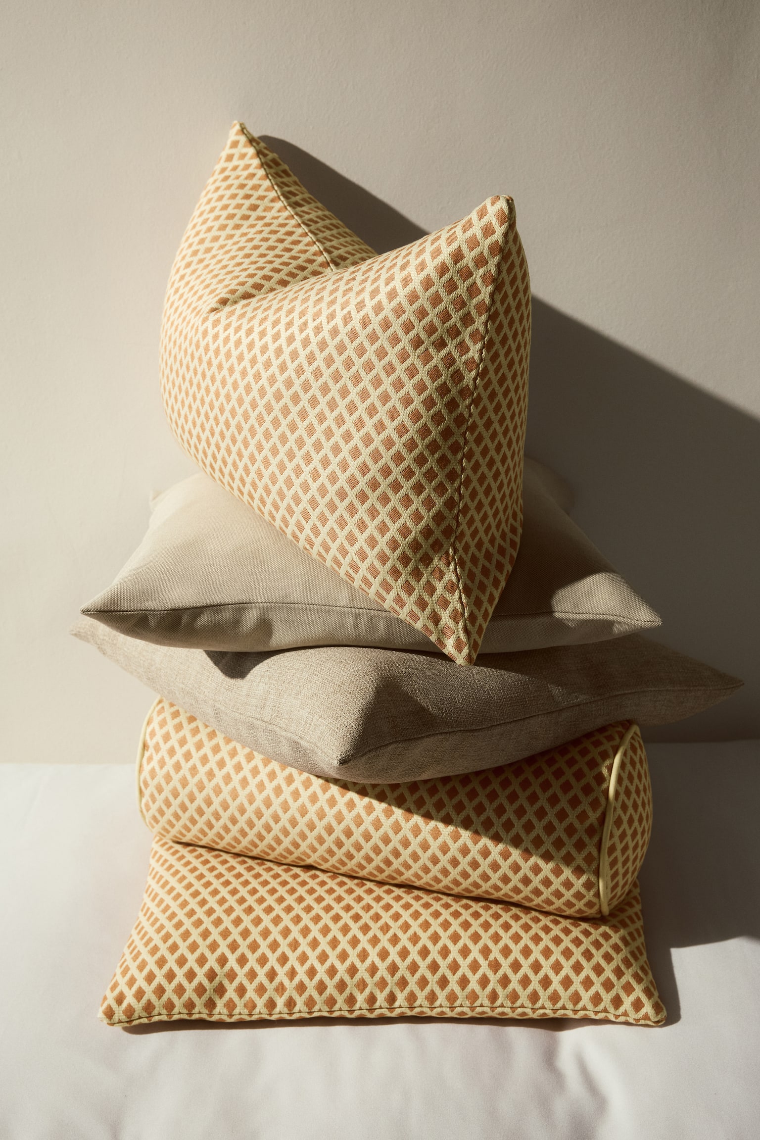 2-pack outdoor cushion covers - Beige - 1