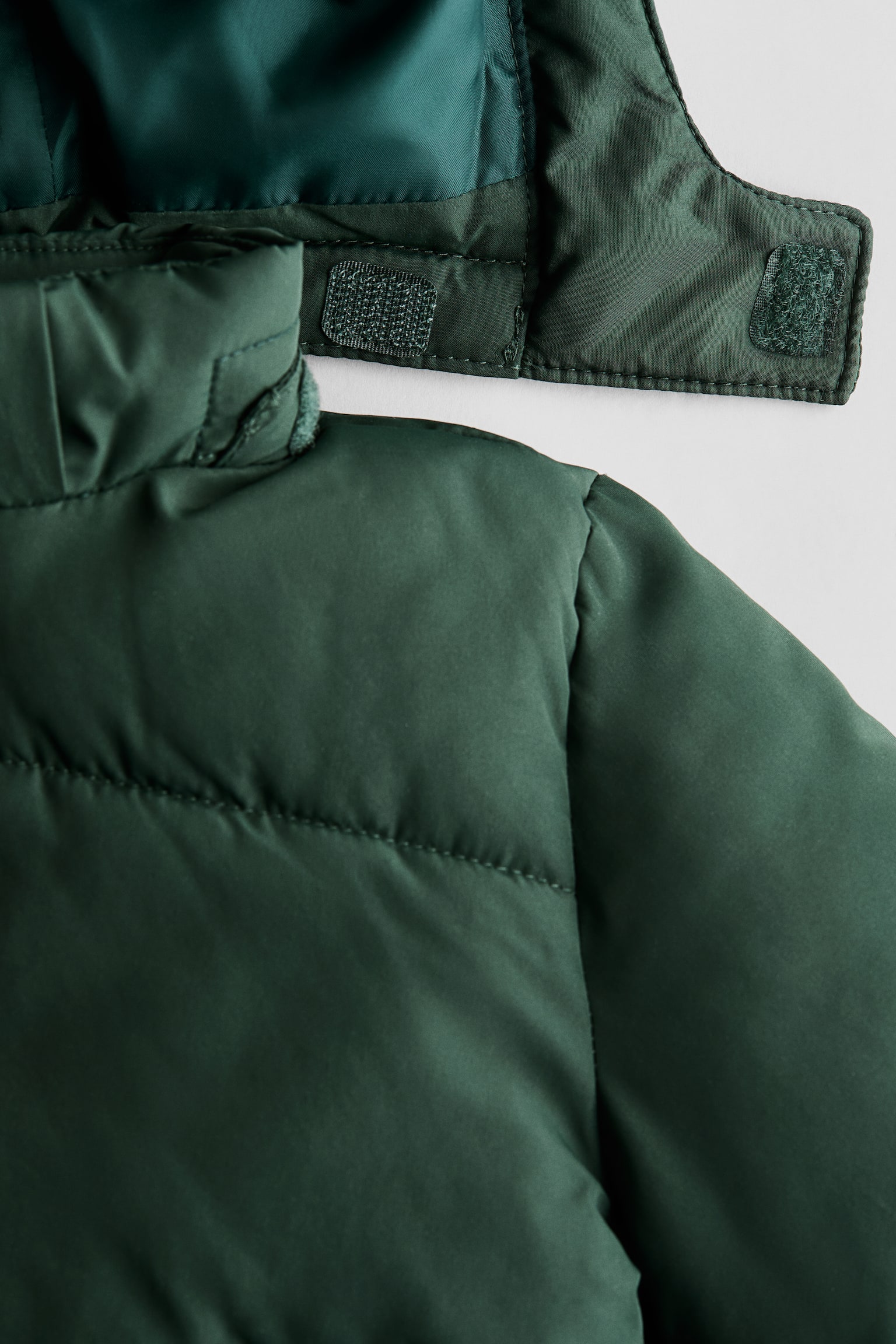 Детская куртка H&M Puffer, цвет: Тёмный зелёный — фото 2