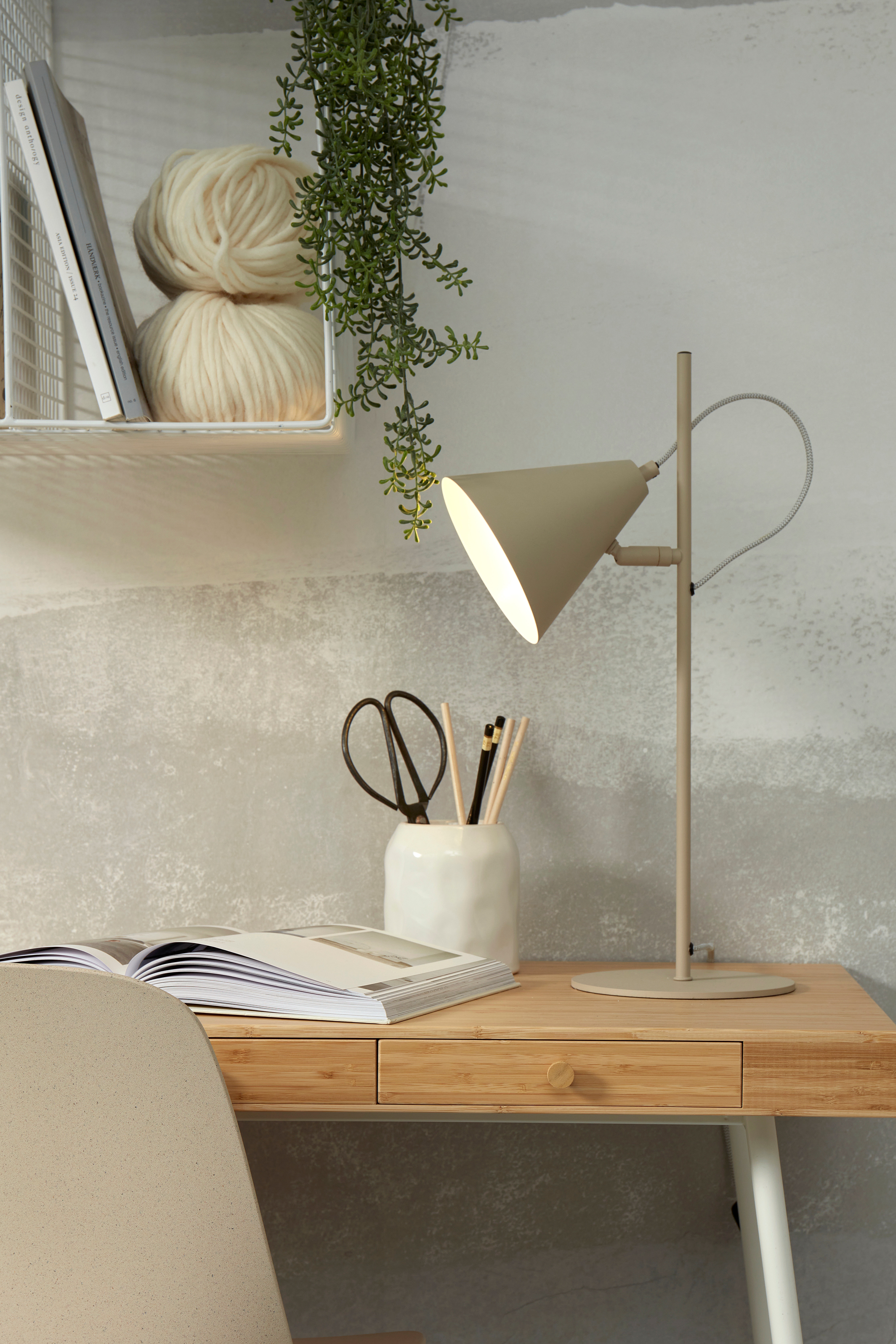 Lisbon Bordlampe - Sand/Blød Grøn