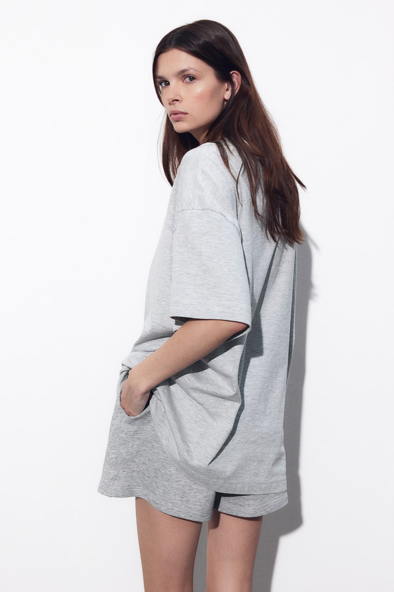 Oversized T-shirt - Round Neck - Short sleeve - Light gray melange  