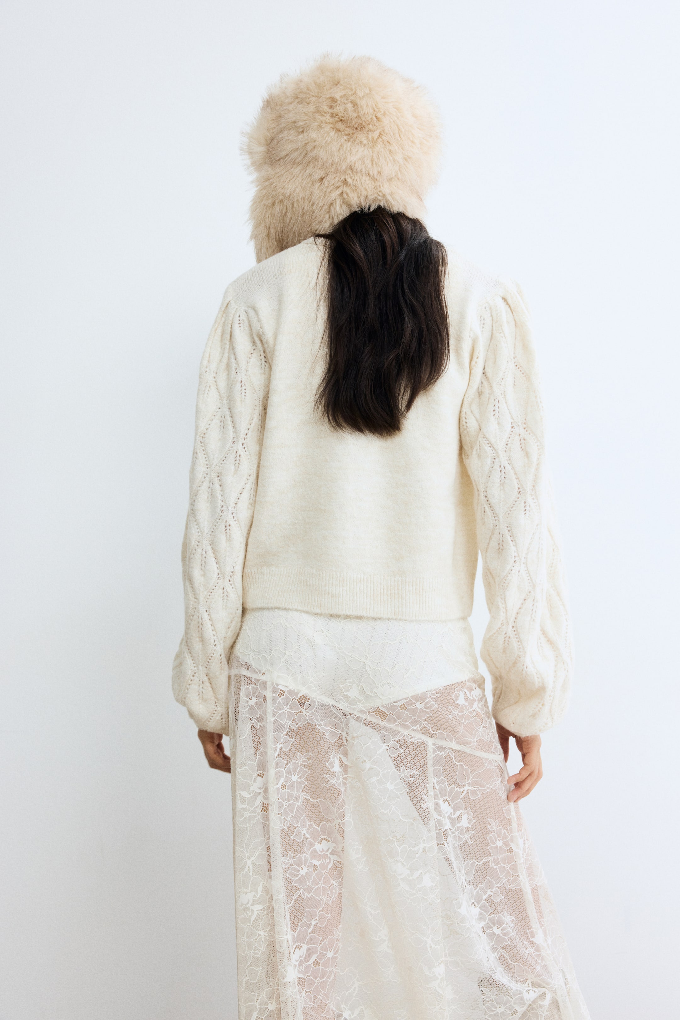 Nagyobb kép megtekintése: Lyukmintás kötött kardigán - Világosbézs - NŐI | H&M HU 4