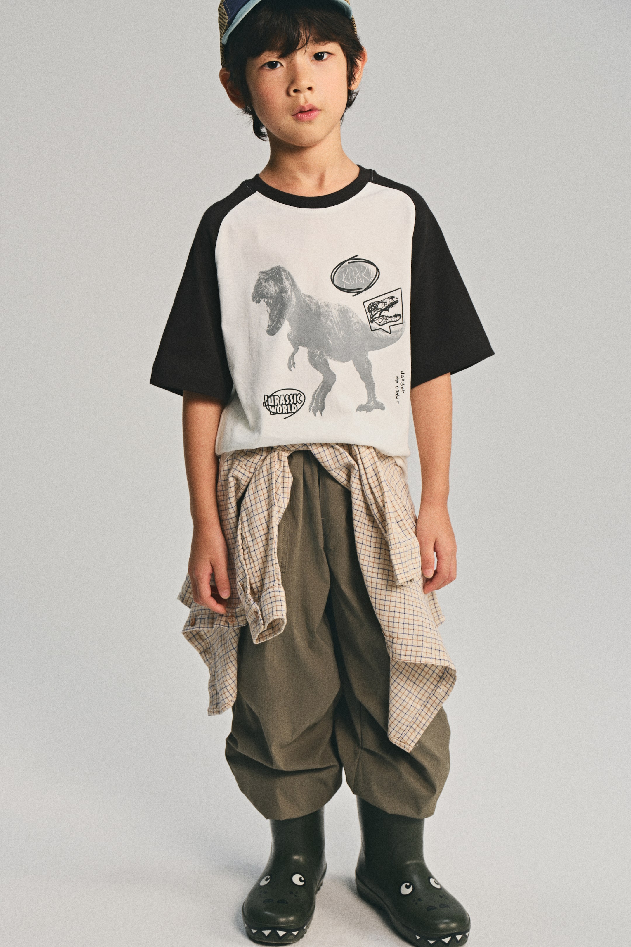 View larger image: Print-motif cotton T-shirt - White/Jurassic World - Kids | H&M SG 1