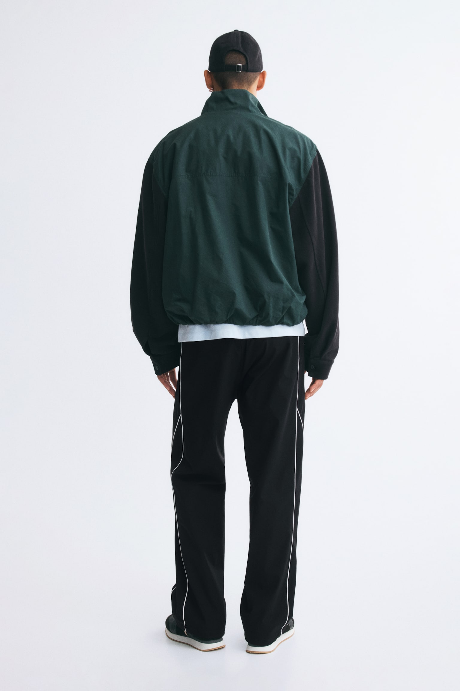 Мужские брюки H&M Relaxed-Fit Track Pants, цвет: Чёрный — фото 4