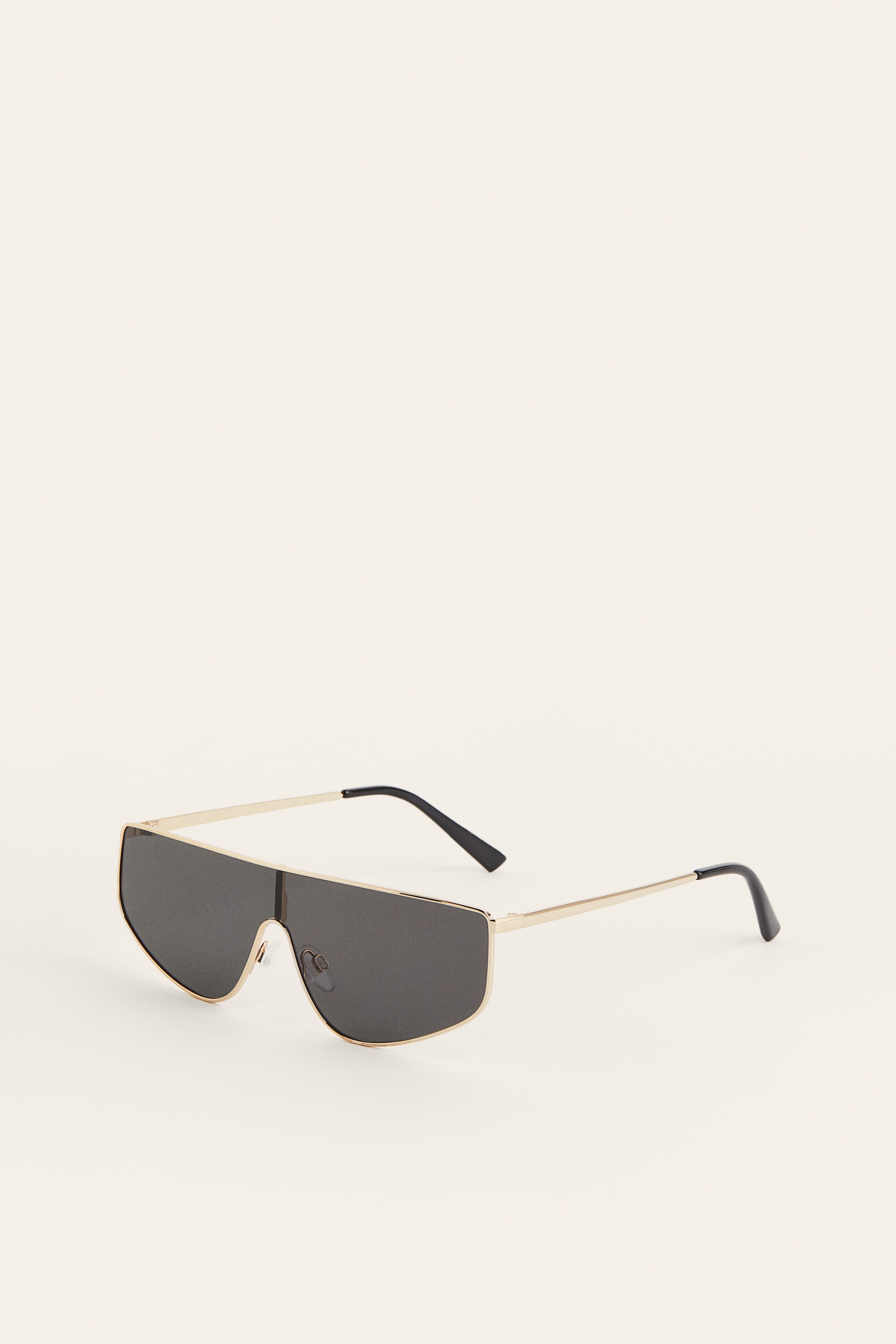 Größeres Bild ansehen: Sportive Sonnenbrille - Schwarz - Ladies | H&M DE 2