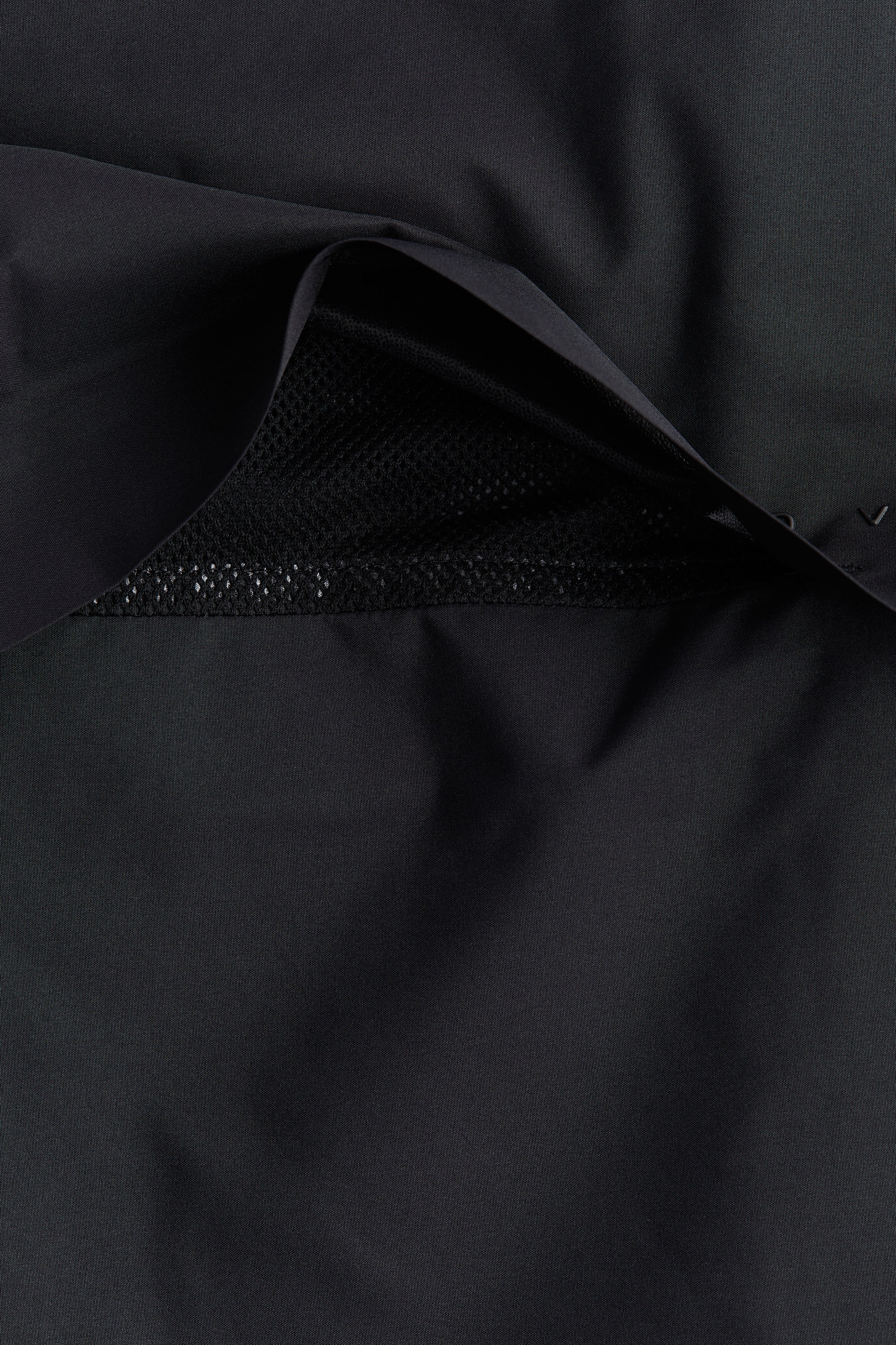 Packable Rain Jacket with StormMove™