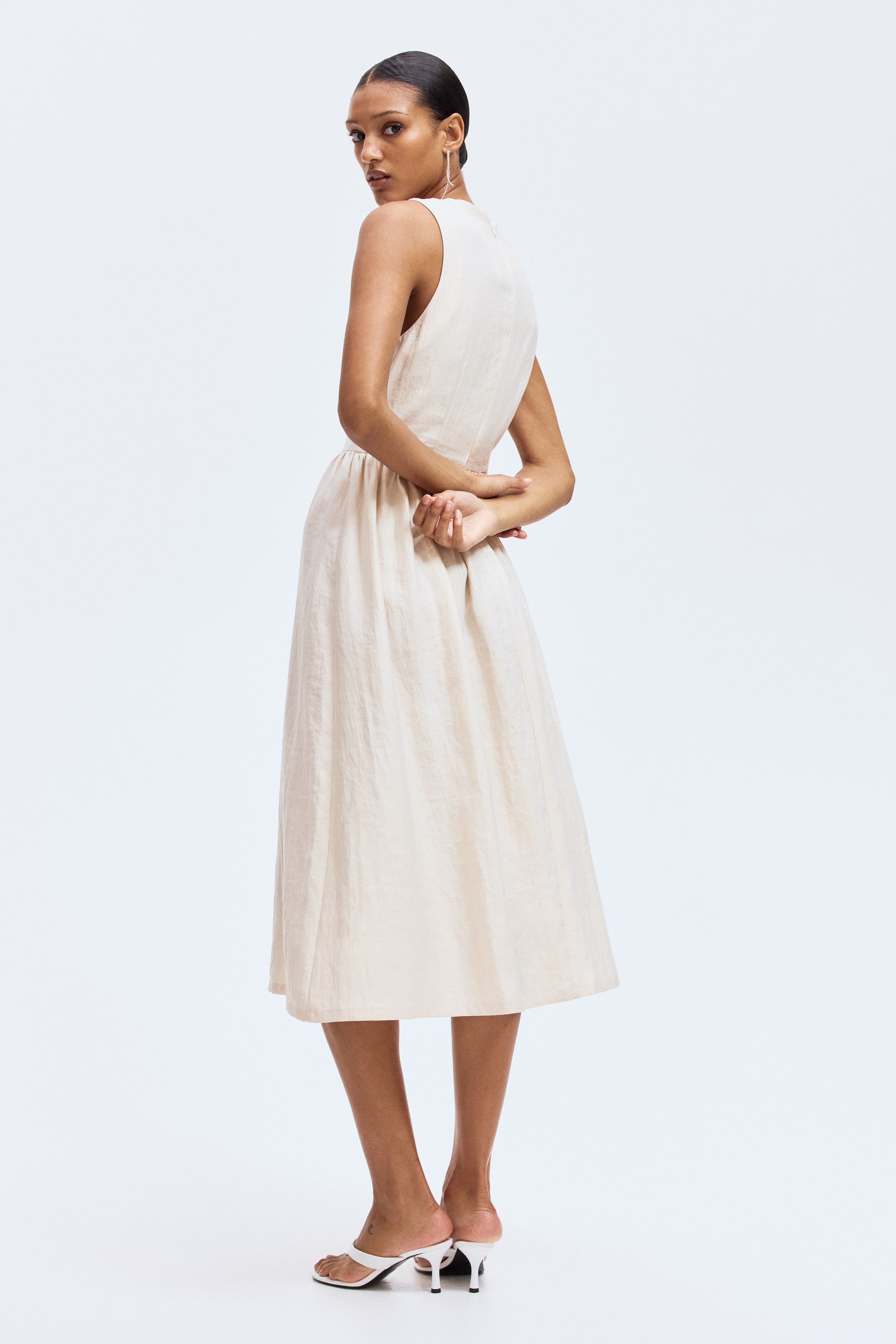 View larger image: Sleeveless twill dress - Light beige - Ladies | H&M IN 4