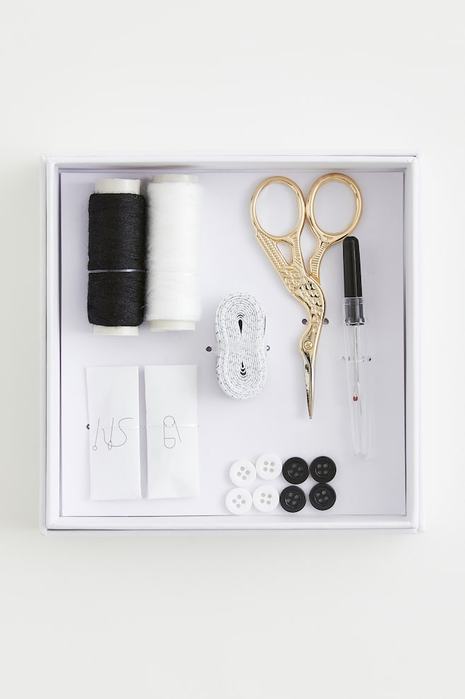 Sewing kit - White - 1