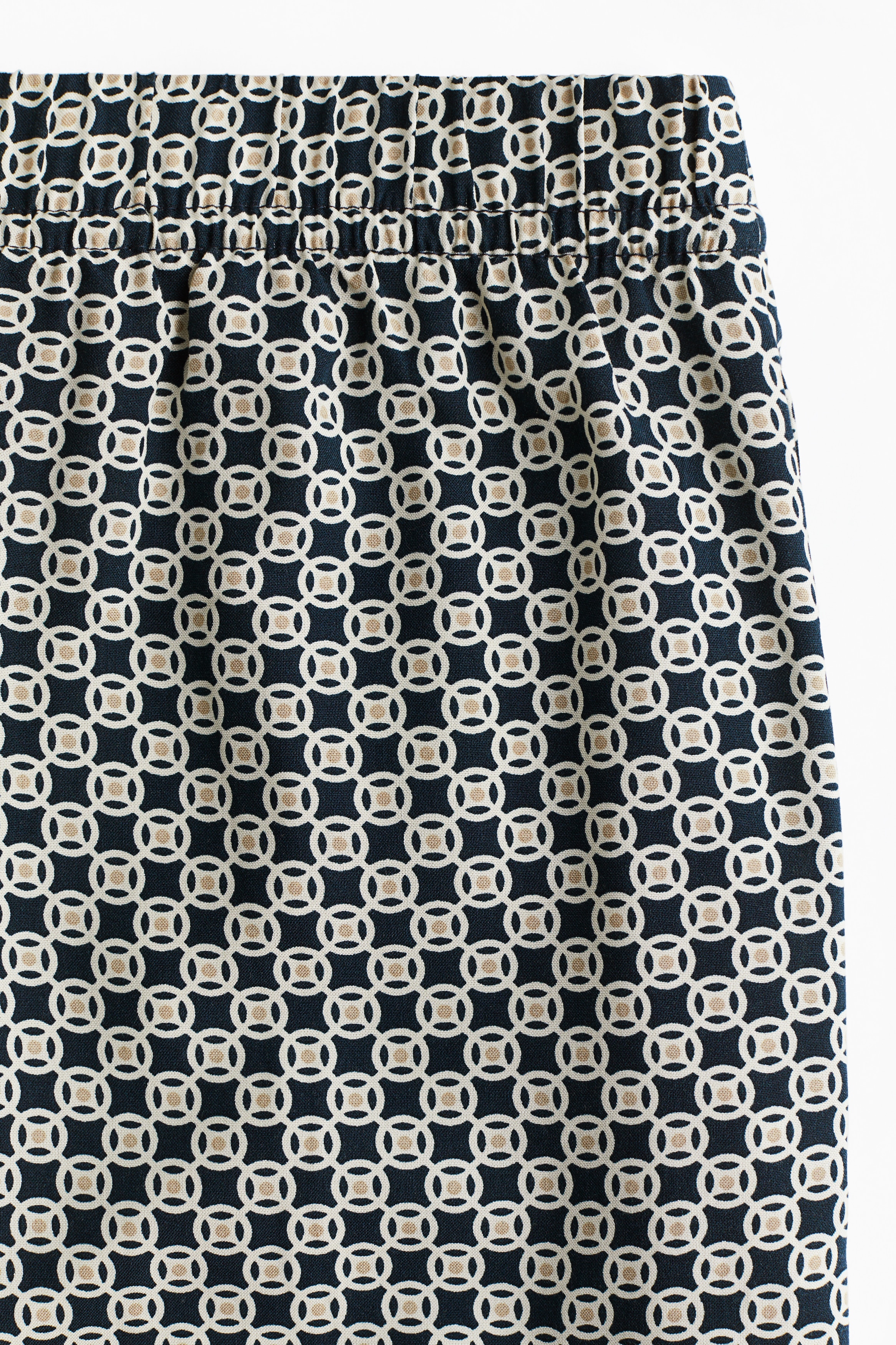 Wide pull-on trousers