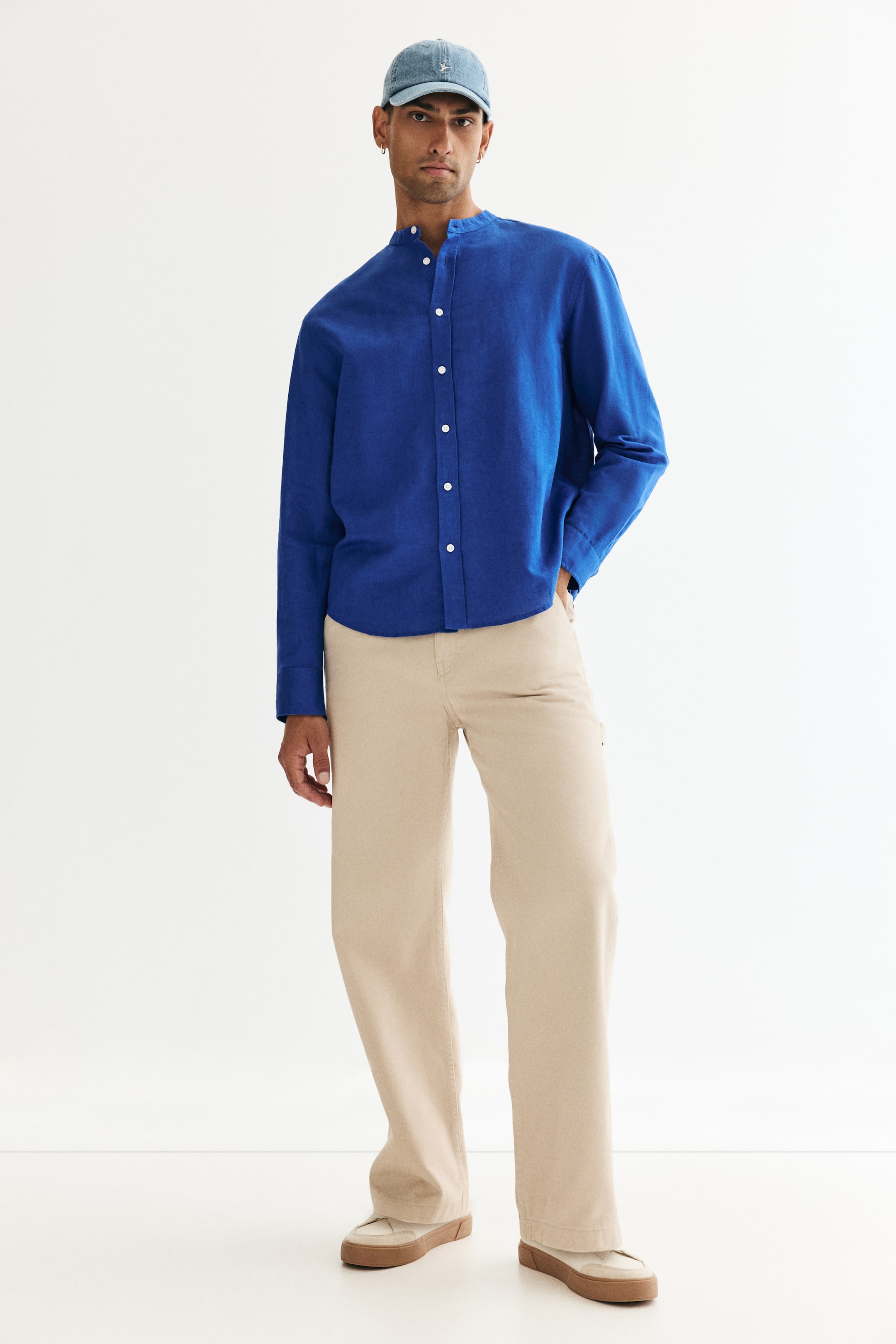 View larger image: Regular Fit Linen-blend grandad shirt - Bright blue  - Men | H&M IN 3