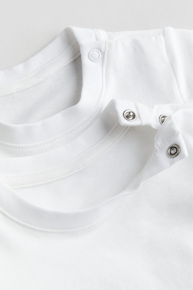 2-pak T-shirt i bomuld - Hvid/Lysegråmeleret/Hvid/Lys rosa/Stribet/Lys beige/Stribet/Marineblå/Stribet - 2
