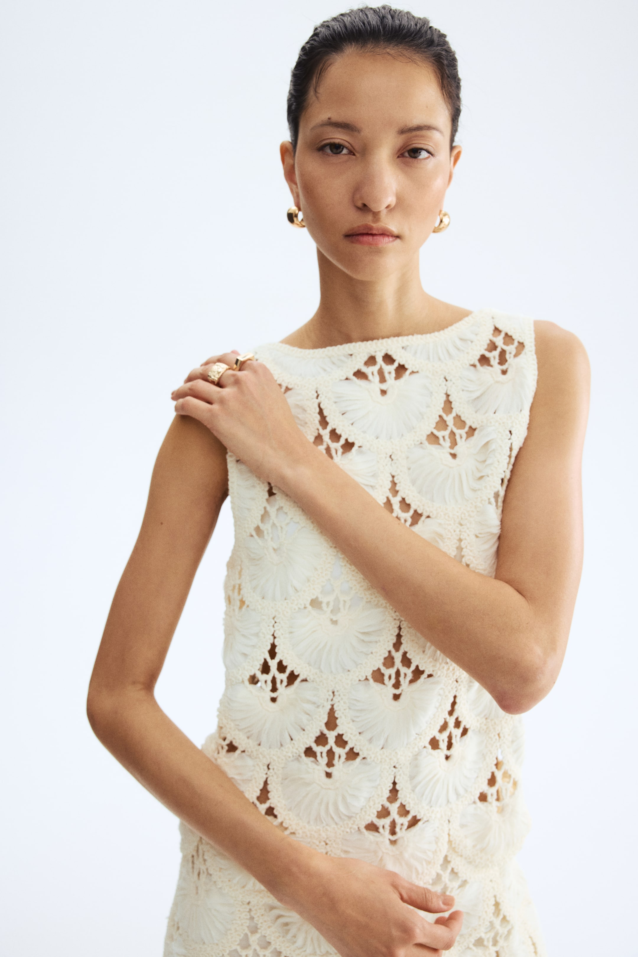 Haut à l’aspect crochet avec dos dégagé