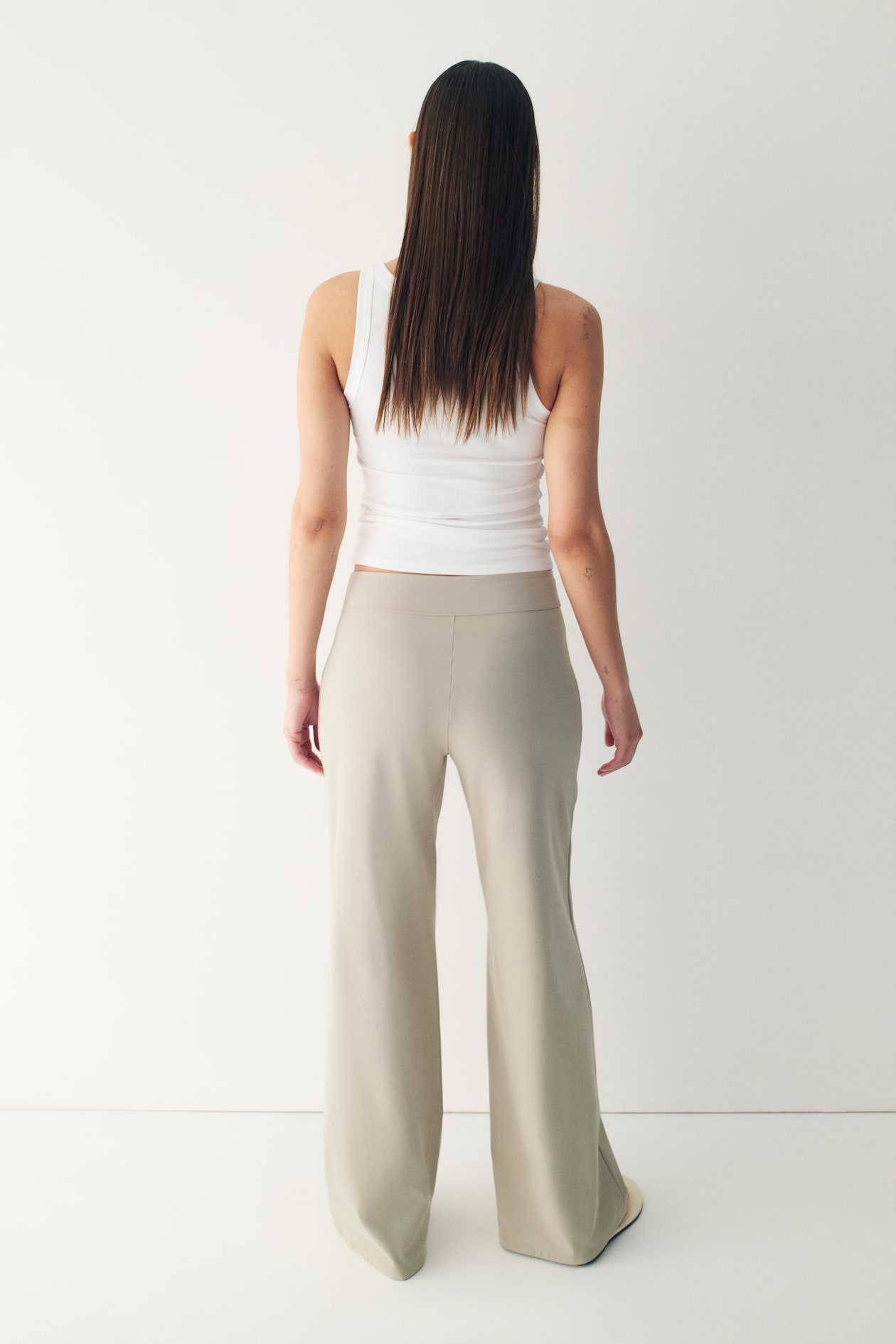 Four-Way Stretch Wide-Cut Pants - image 5