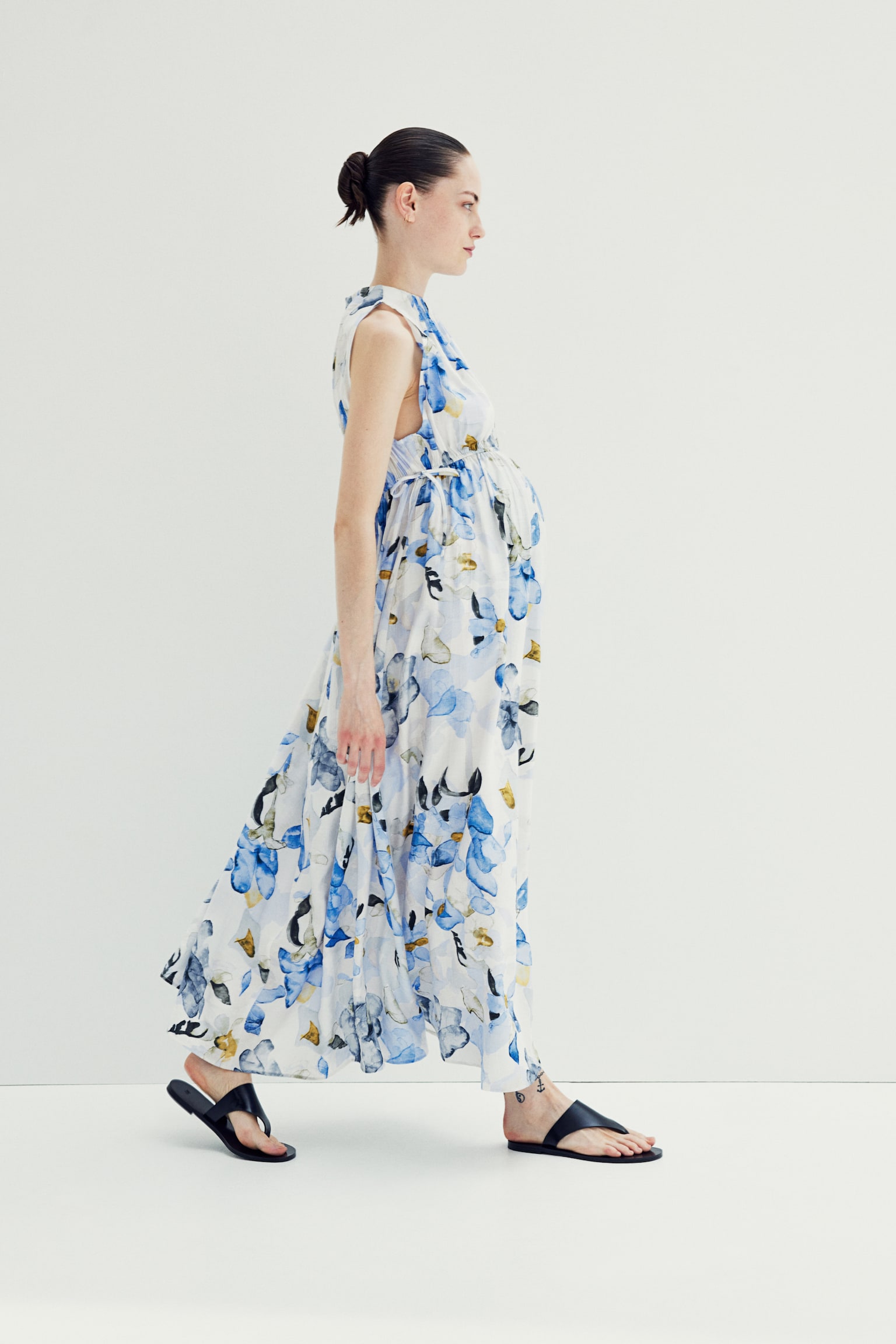 MAMA Pleat Detail Dress - White/Blue floral/Navy blue - 4