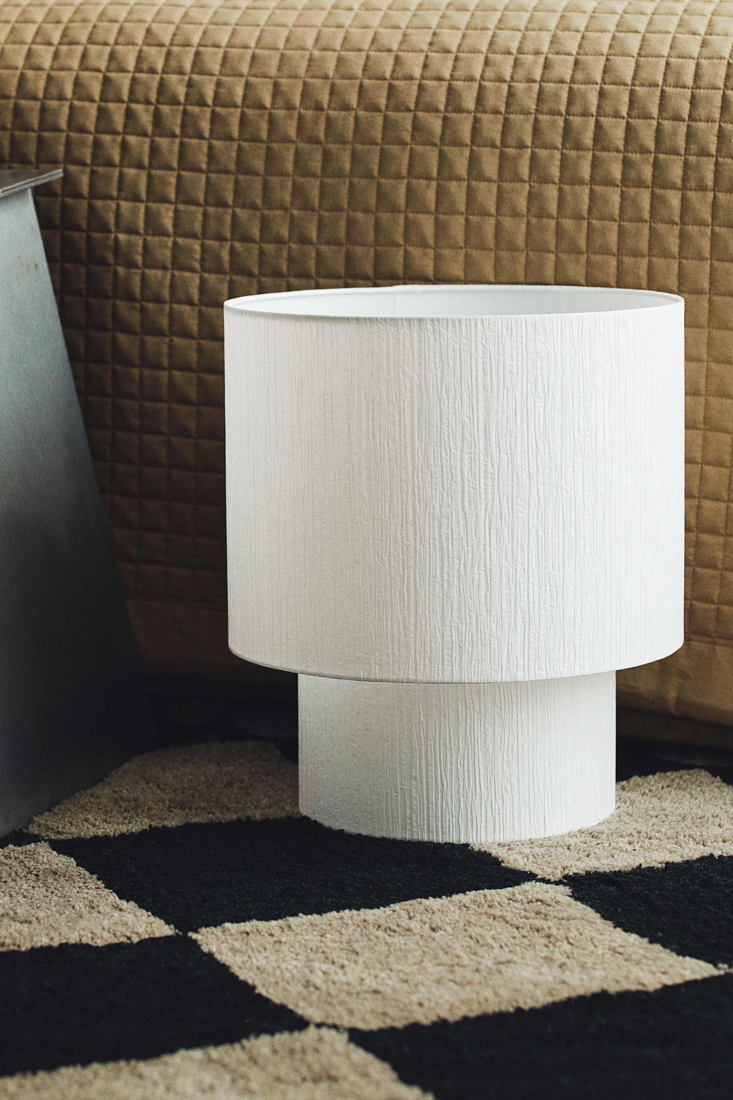 Голяма настолна лампа - Бял/Светлозелено каки/Светлобежов