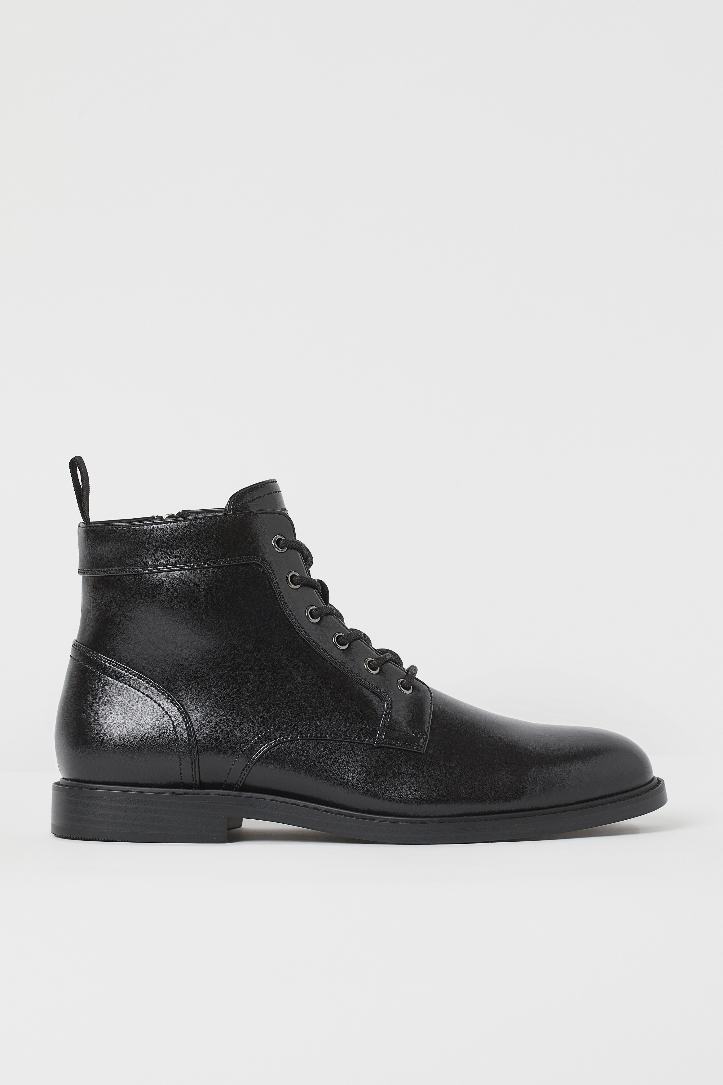 Zip up boots Black Men H M GB