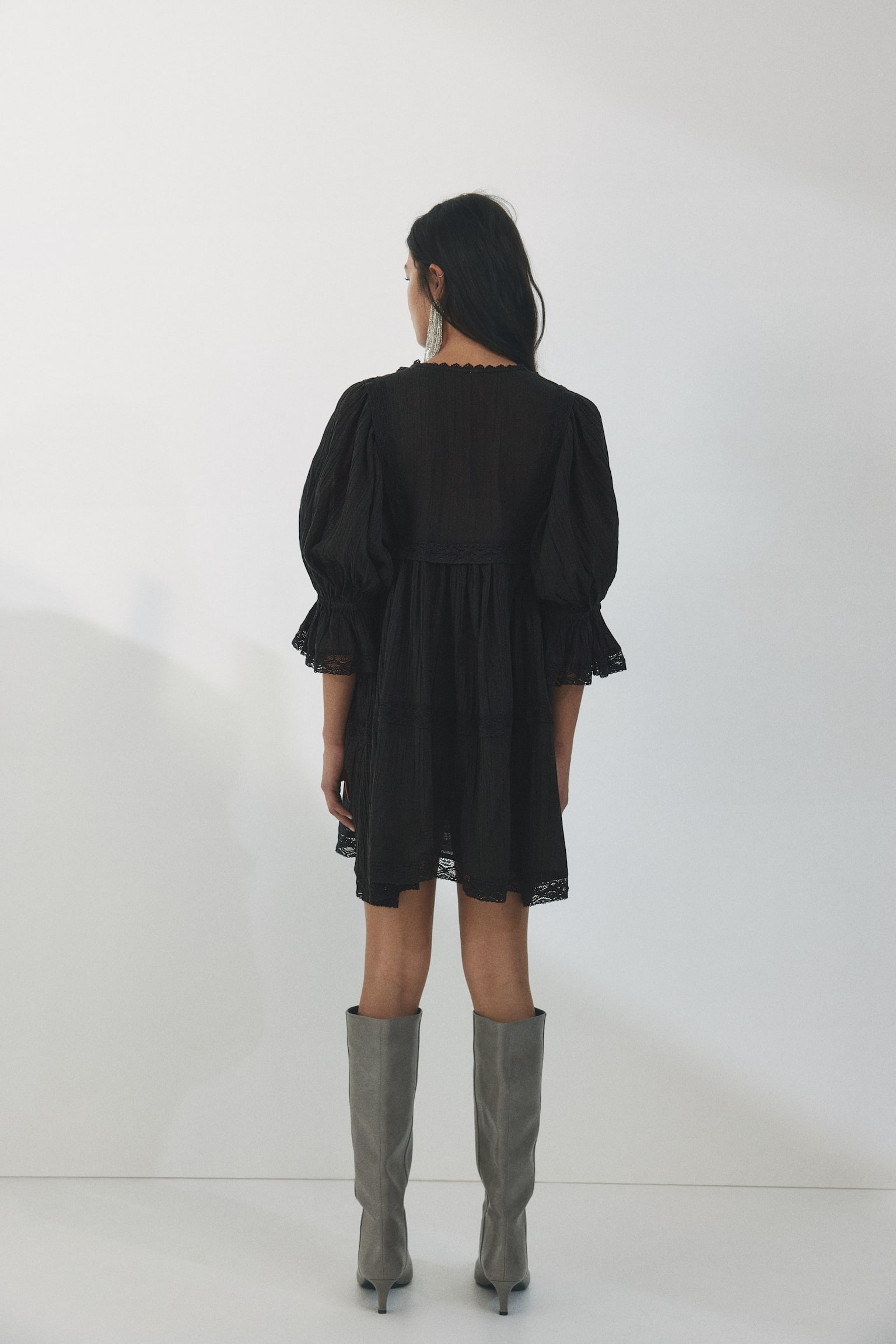 Baumwollkleid mit Spitze - Anthrazit/Weiss - 3