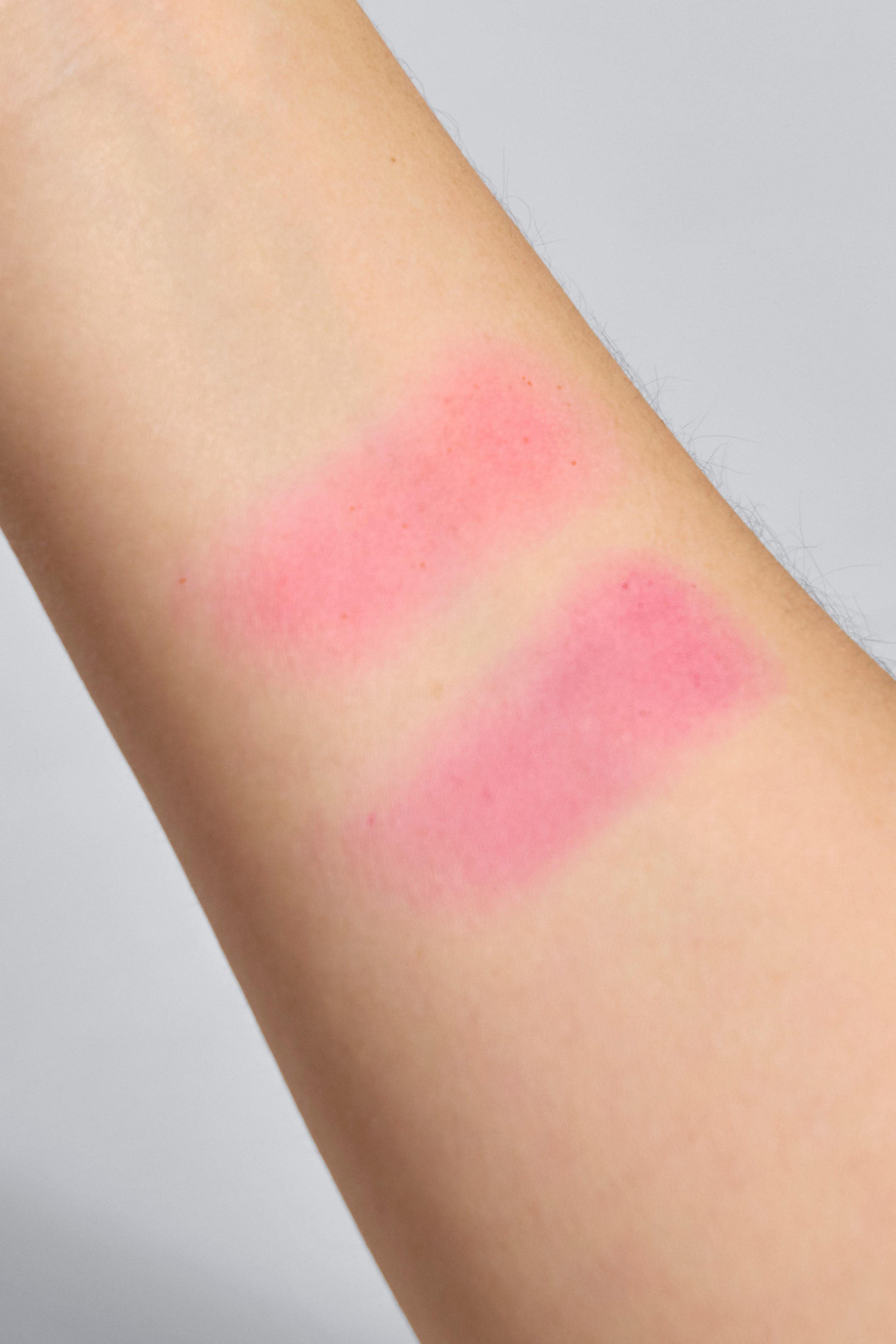 Näytä suurempi kuva: Isadora Lip & Cheek Tint Jelly Coral Rou - Berry Pink - IsaDora - Beauty all | H&M FI 2