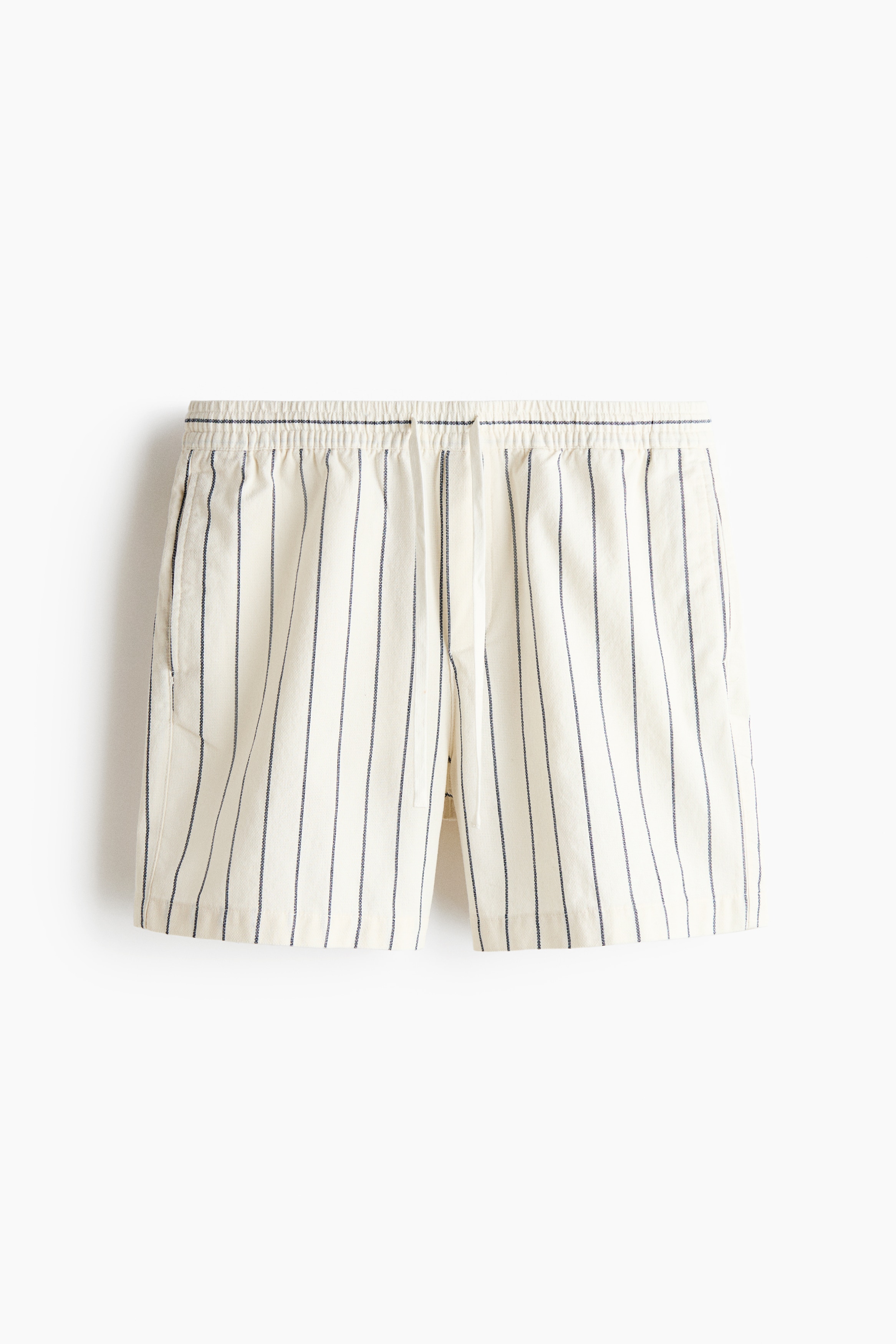 Shorts in Regular Fit