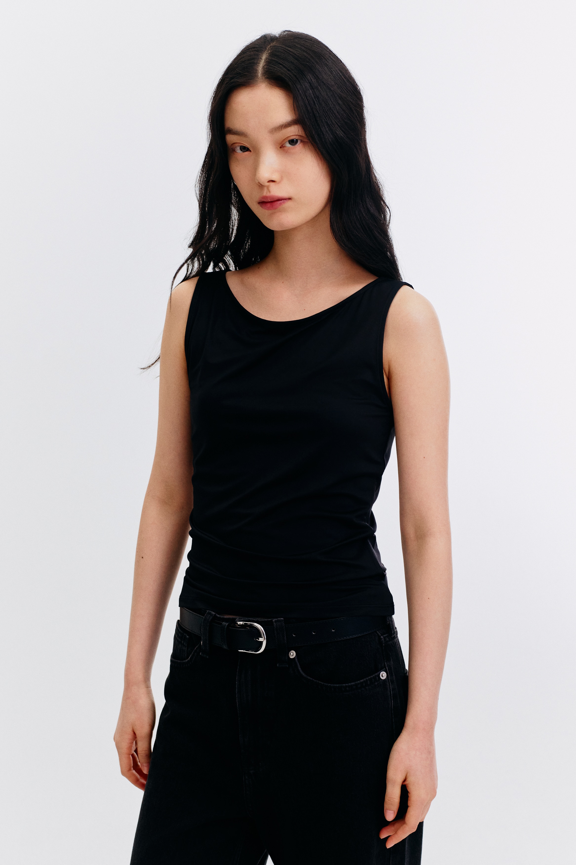 Ｈ＆Ｍ グレンマーティンス タンクトップ 黒 ブラック キャミソール 再入荷】 H＆M グレンマーティンス タンクトップ 黒 ブラック