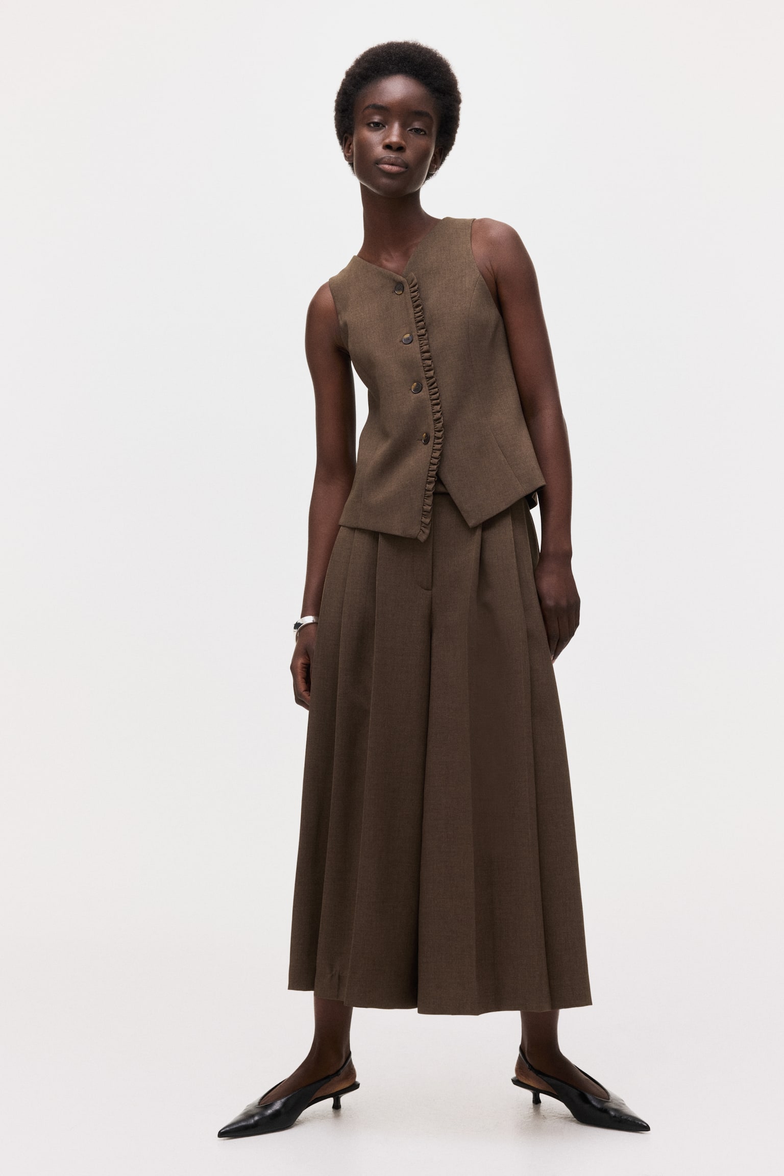 Široke kilote sa faltama - Tamnosmeđa - 3