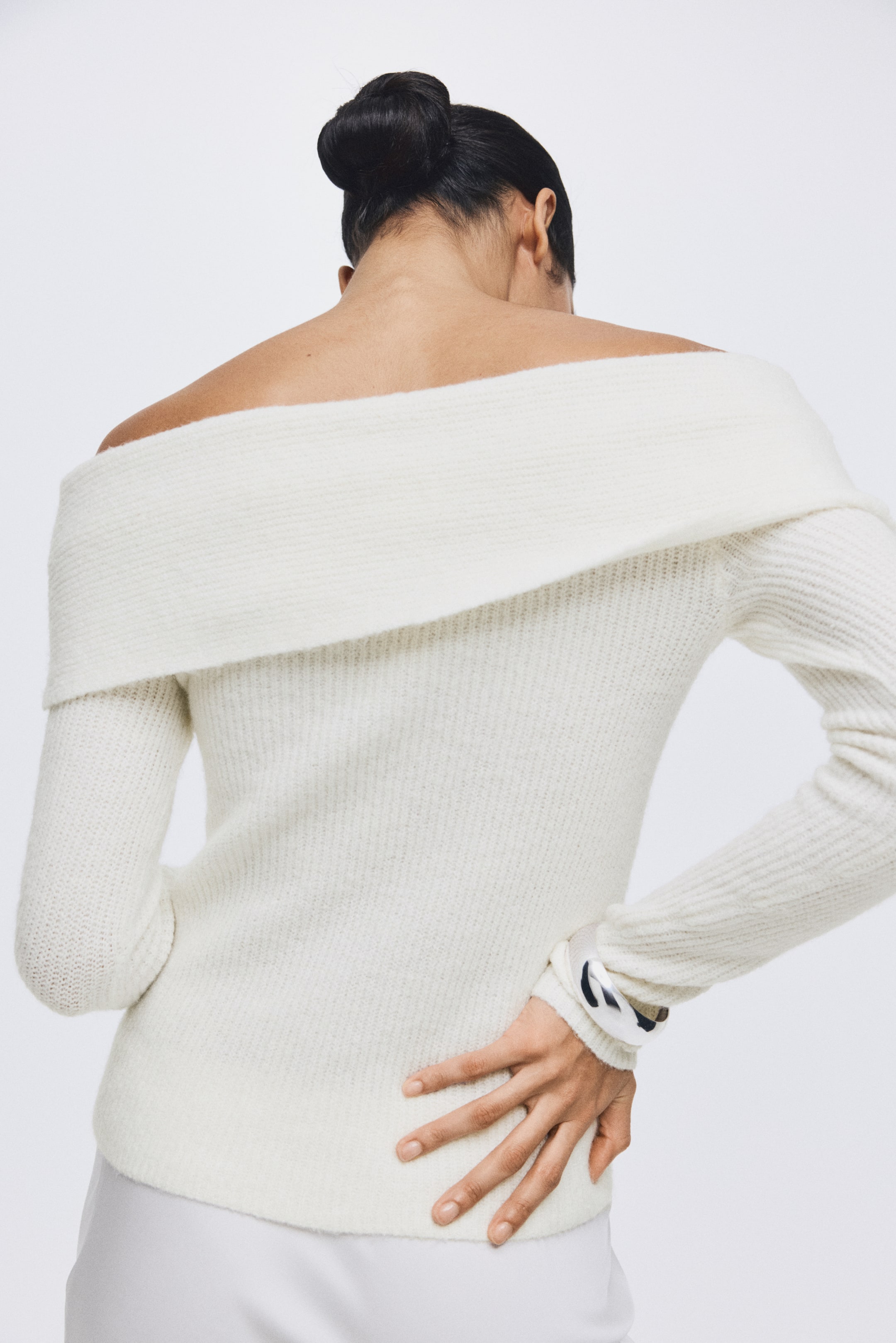 View larger image: Off-the-shoulder jumper - White - Ladies | H&M IN 5