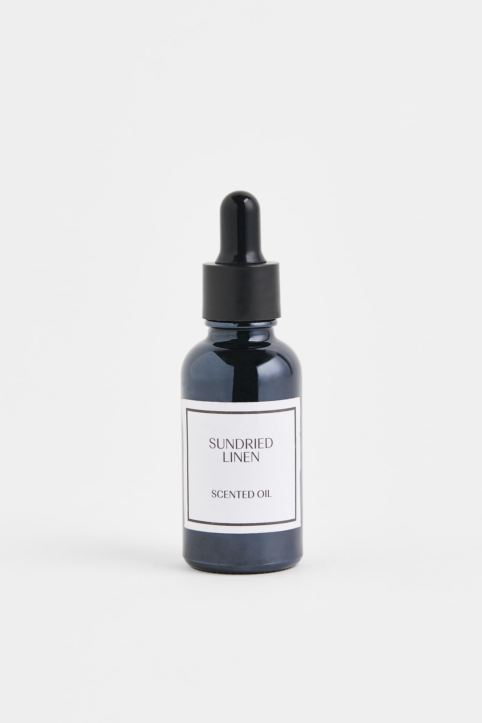 Scented oil - Dark blue/Sundried Linen/Dark blue/Sublime Patchouli/Dark blue/Rich Mahogany - 3