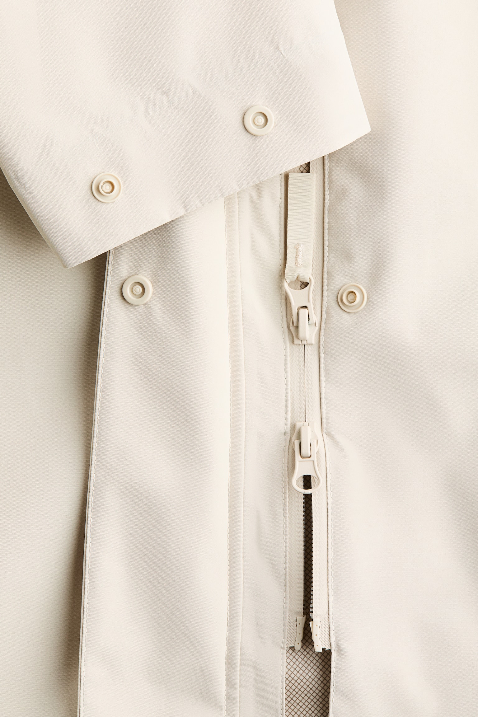 Trench coat with StormMove™ - Light beige - 3