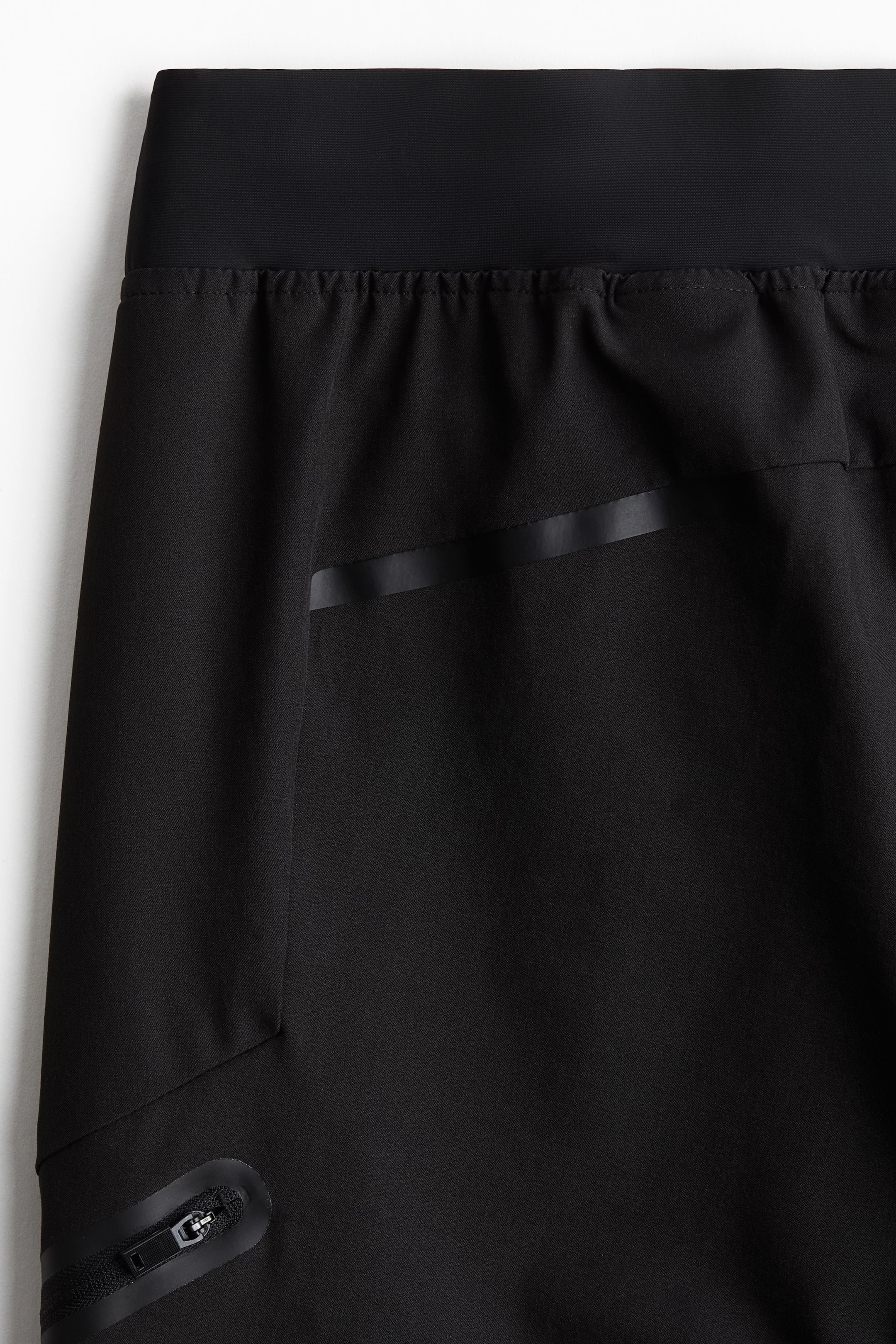 Slim-Fit Sports Joggers DryMove™