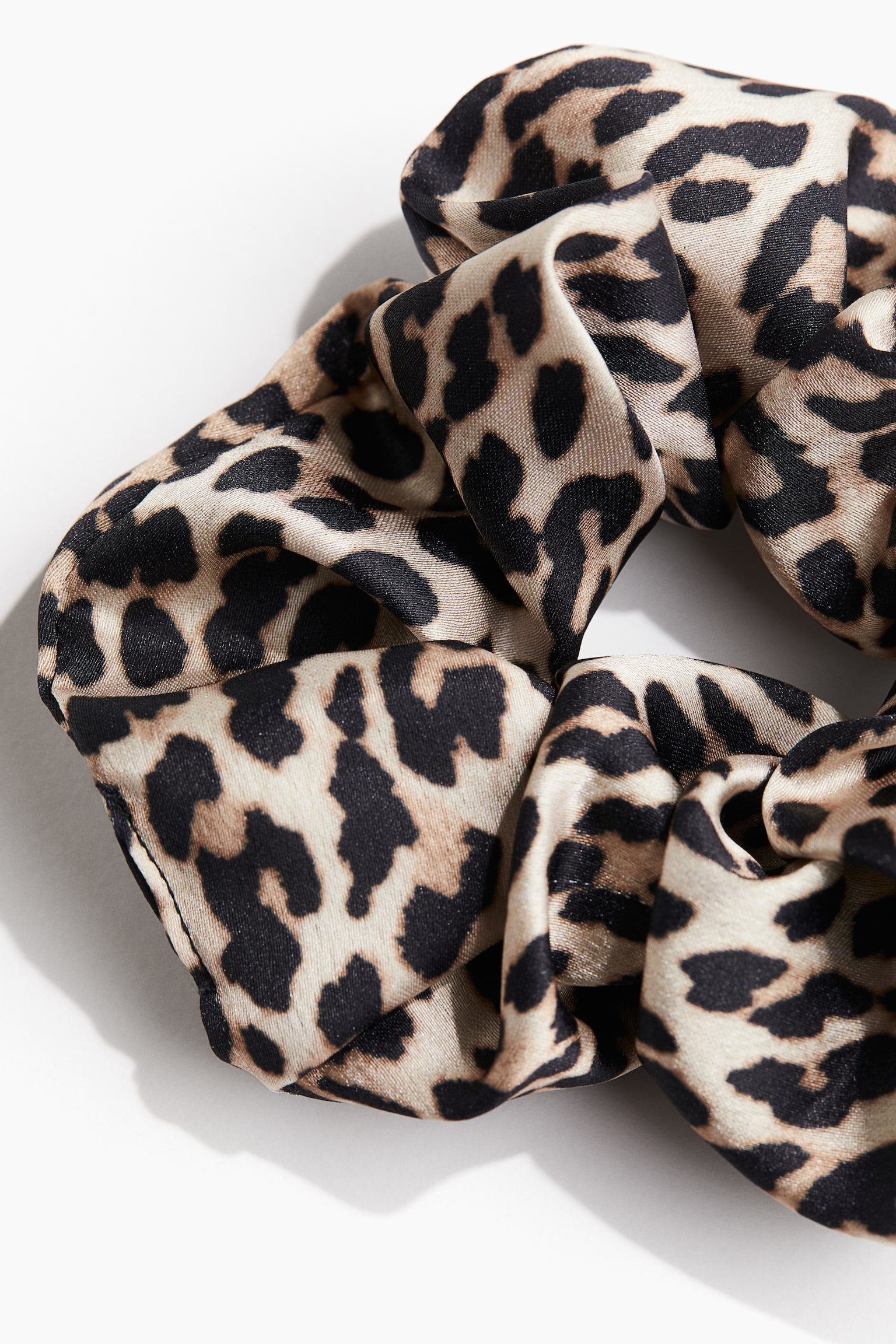 Stor scrunchie - Beige/Leopardmönstrad - 2