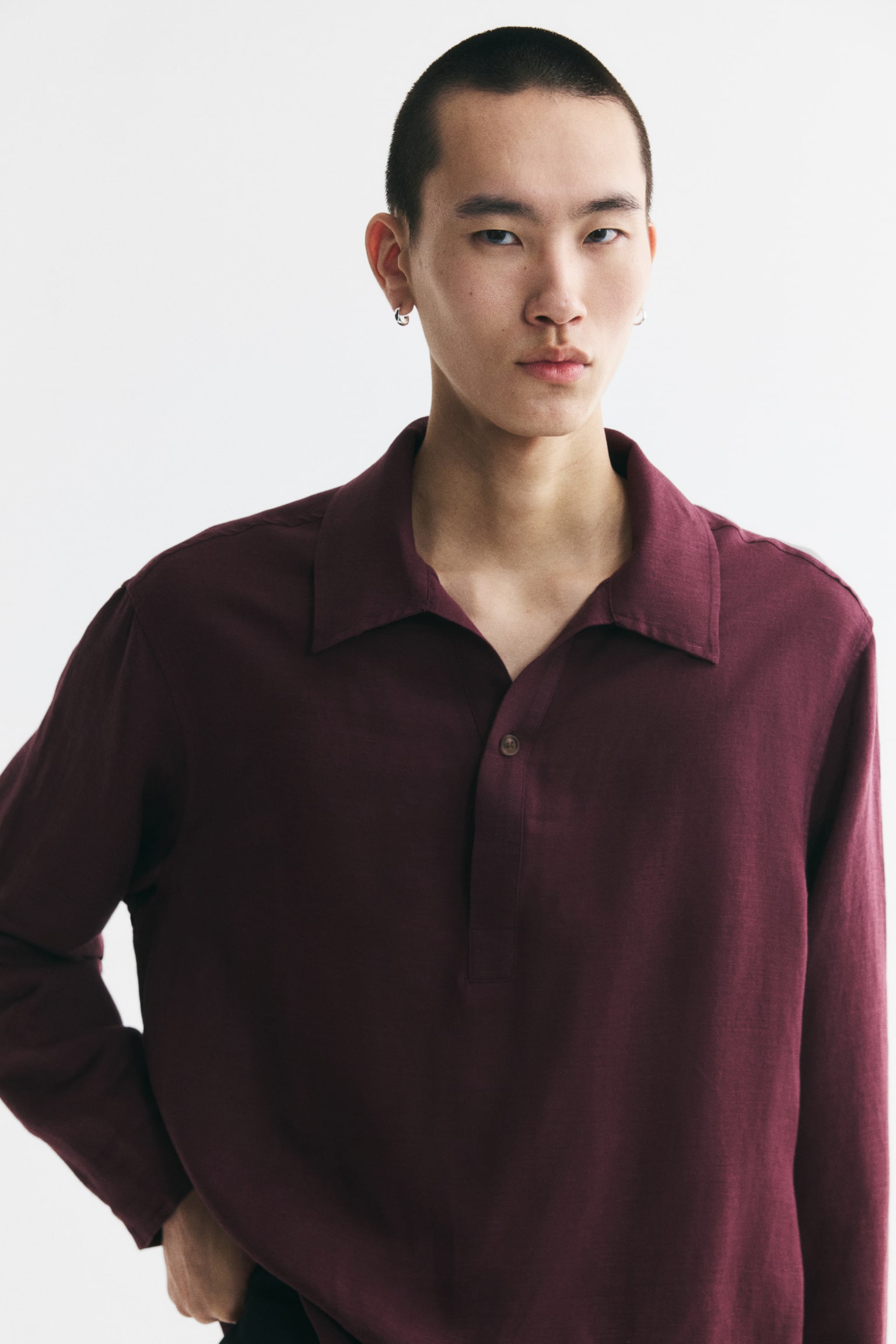 Мужская рубашка H&M Relaxed Fit Popover, цвет: Бордовый — фото 3
