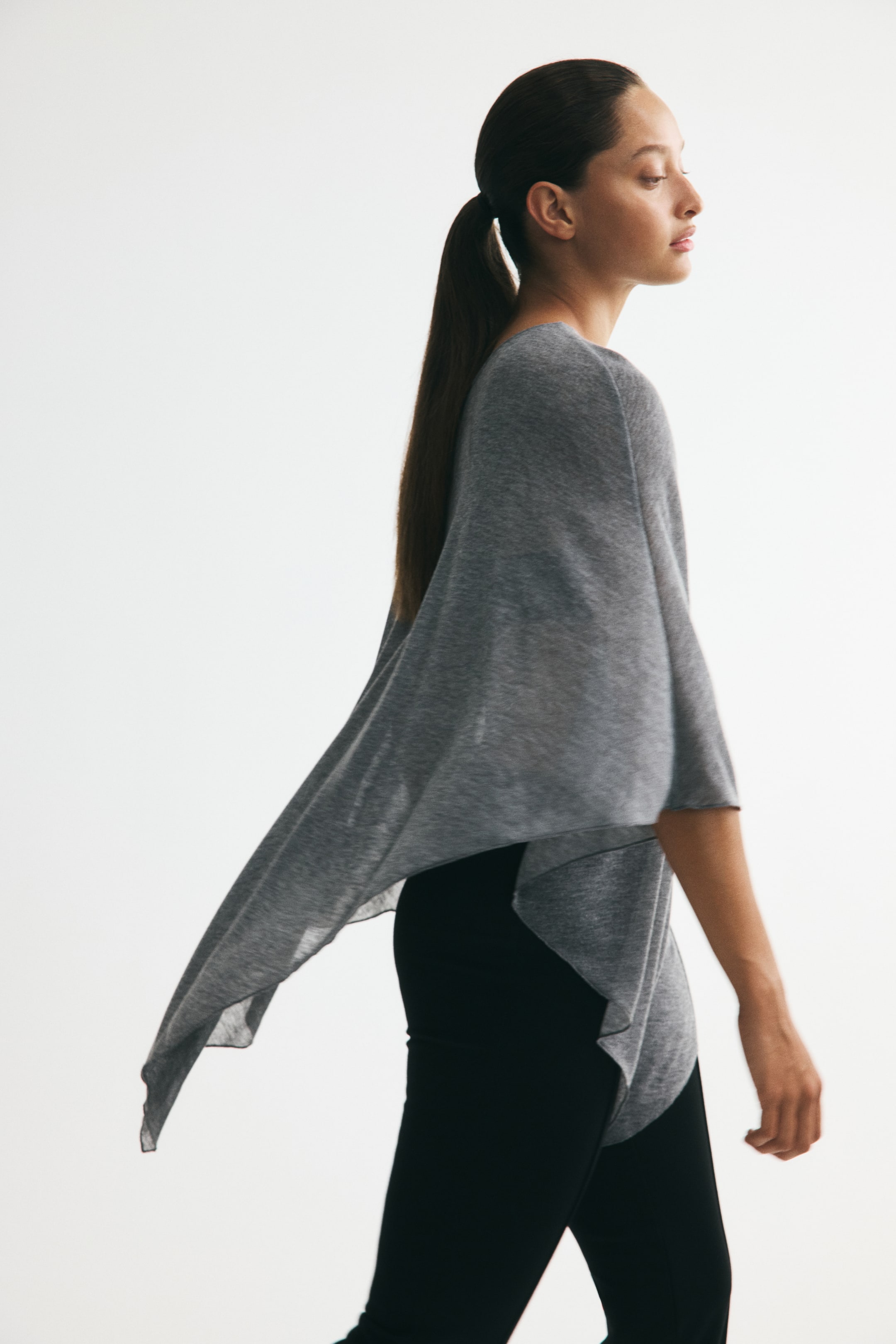 Женские топы H&M Asymmetric Cape Top — фото 6