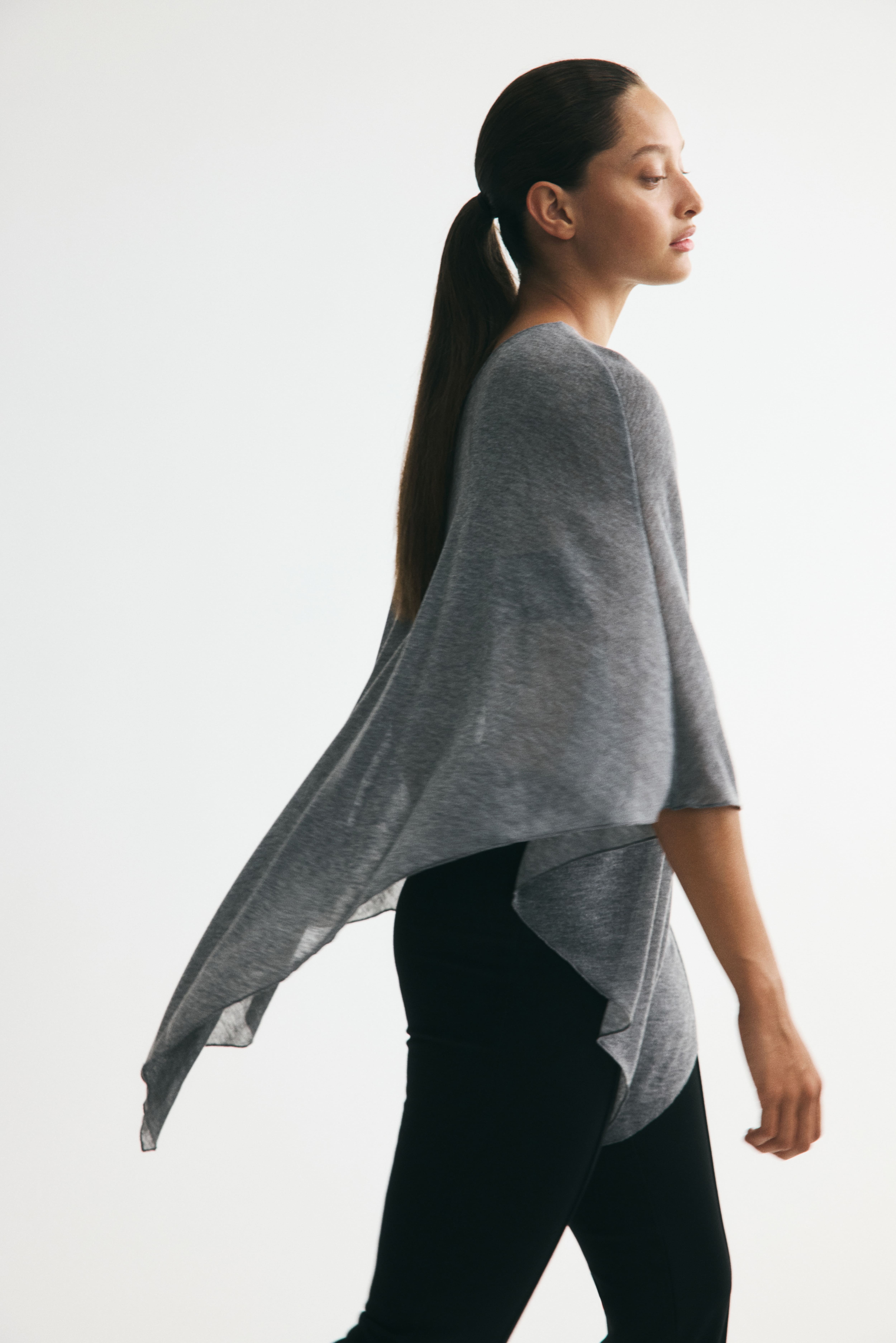 Asymmetric Cape Top