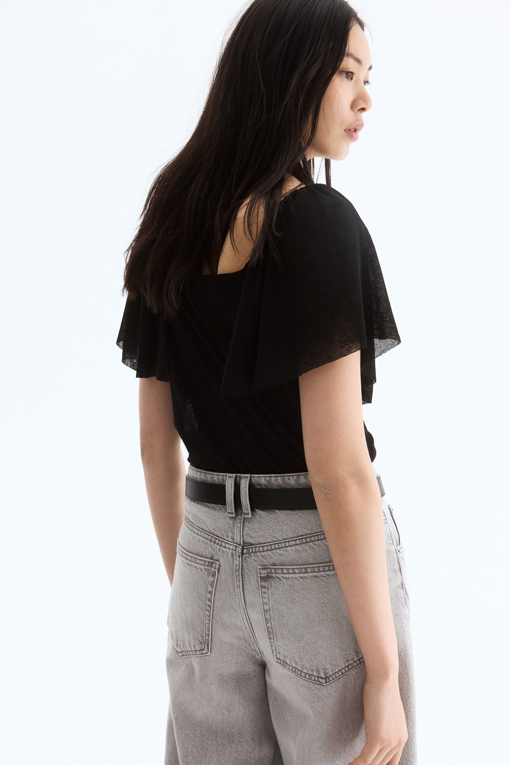 Büyük resmi görüntüle: Farbalalı Üst - Siyah - KADIN | H&M TR 4