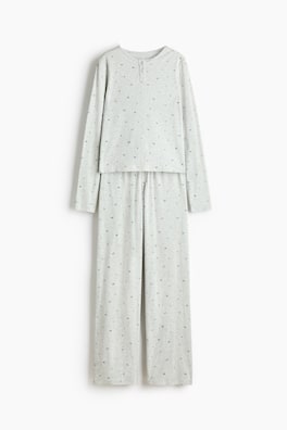 Pointellestickad pyjamas