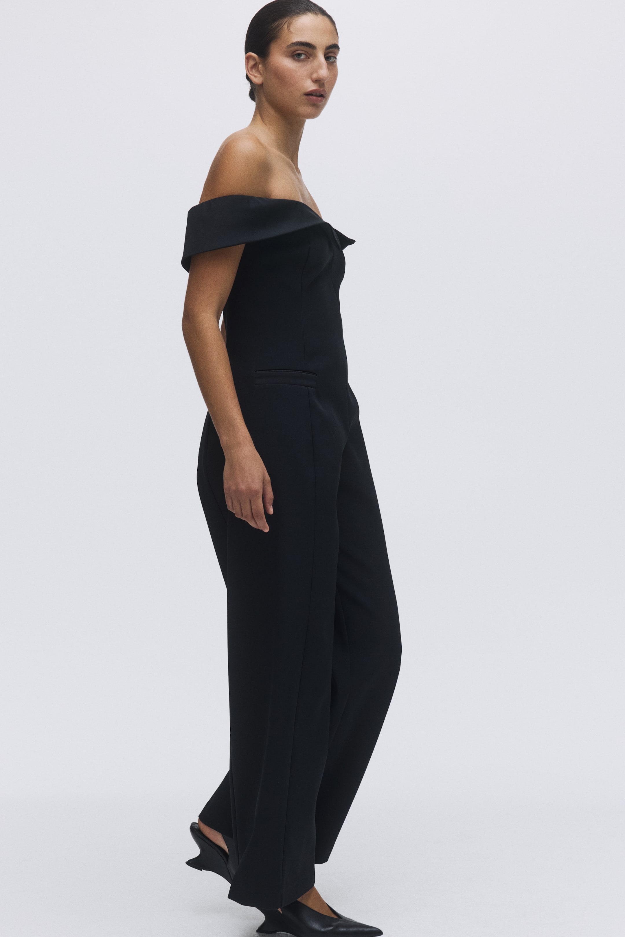 拡大画像を表示: Off-the-shoulder jumpsuit - ブラック - レディース | H&M JP 2