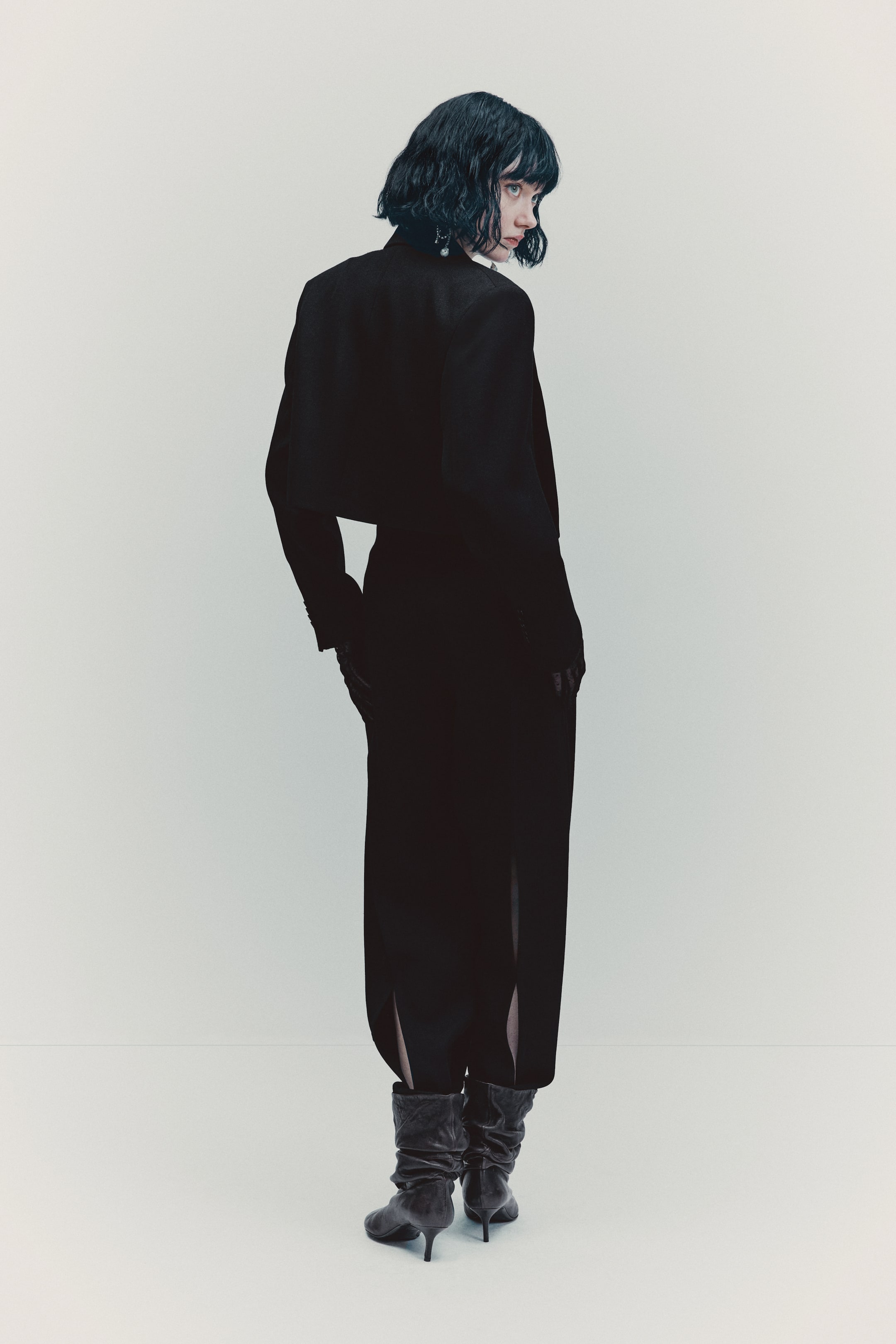 Vezi imaginea mai mare: Pantaloni din lână cu deschizături - Negru - FEMEI | H&M RO 2