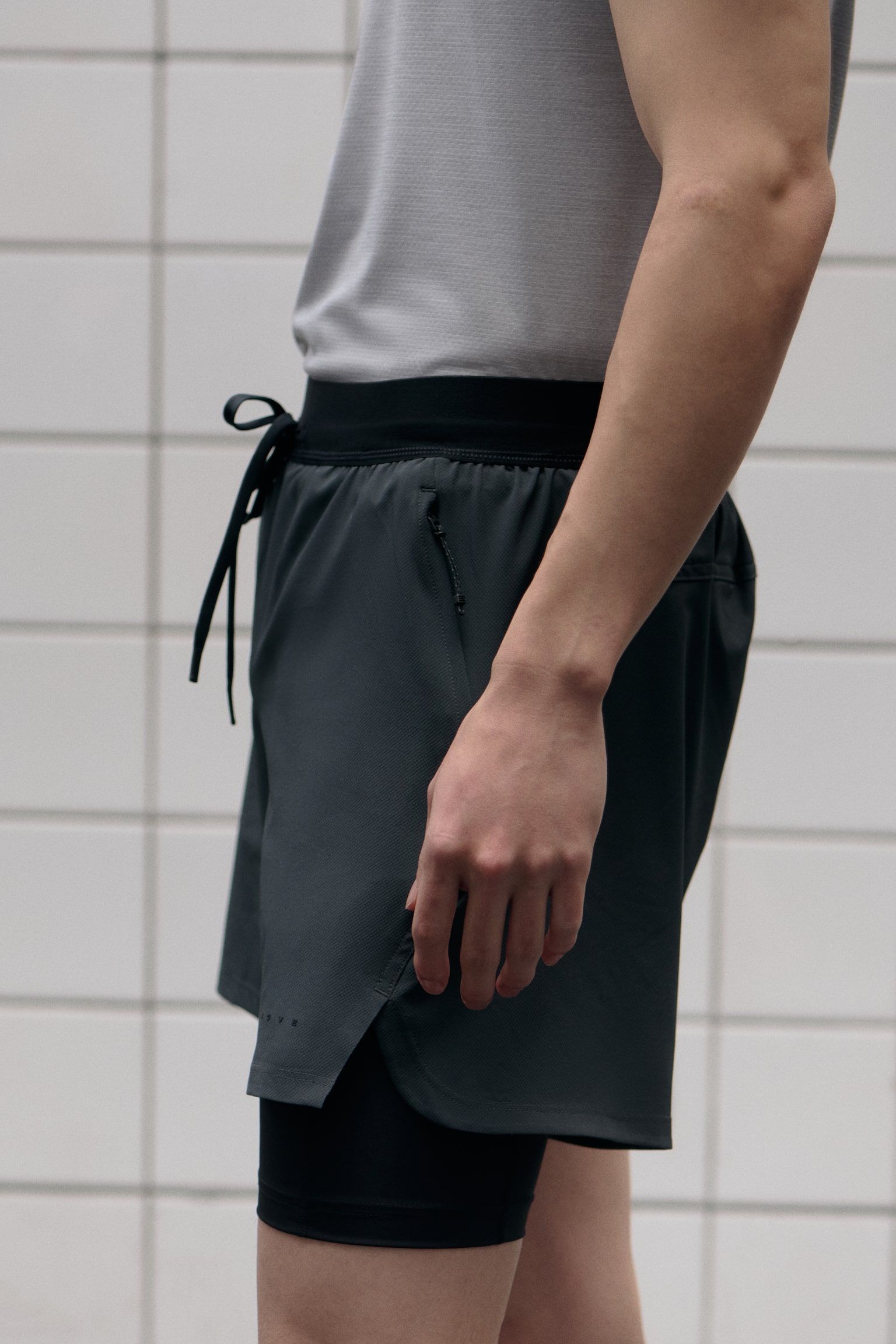 Double-layered sports shorts with DryMove™ - Dark grey/Burgundy - 2