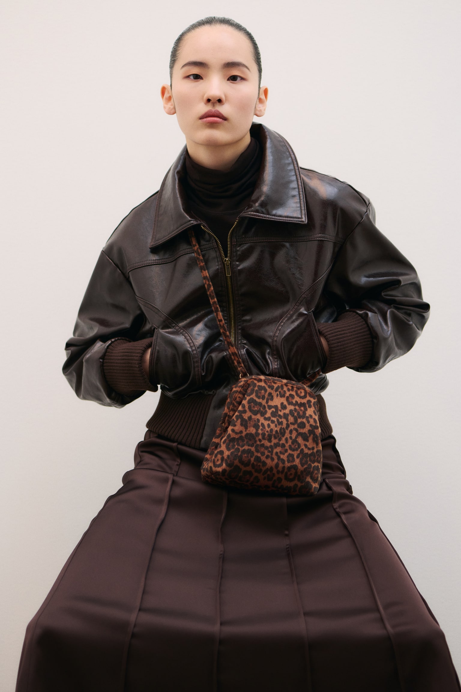 Bolso crossbody - Café/Diseño de leopardo/Borgoña - 2