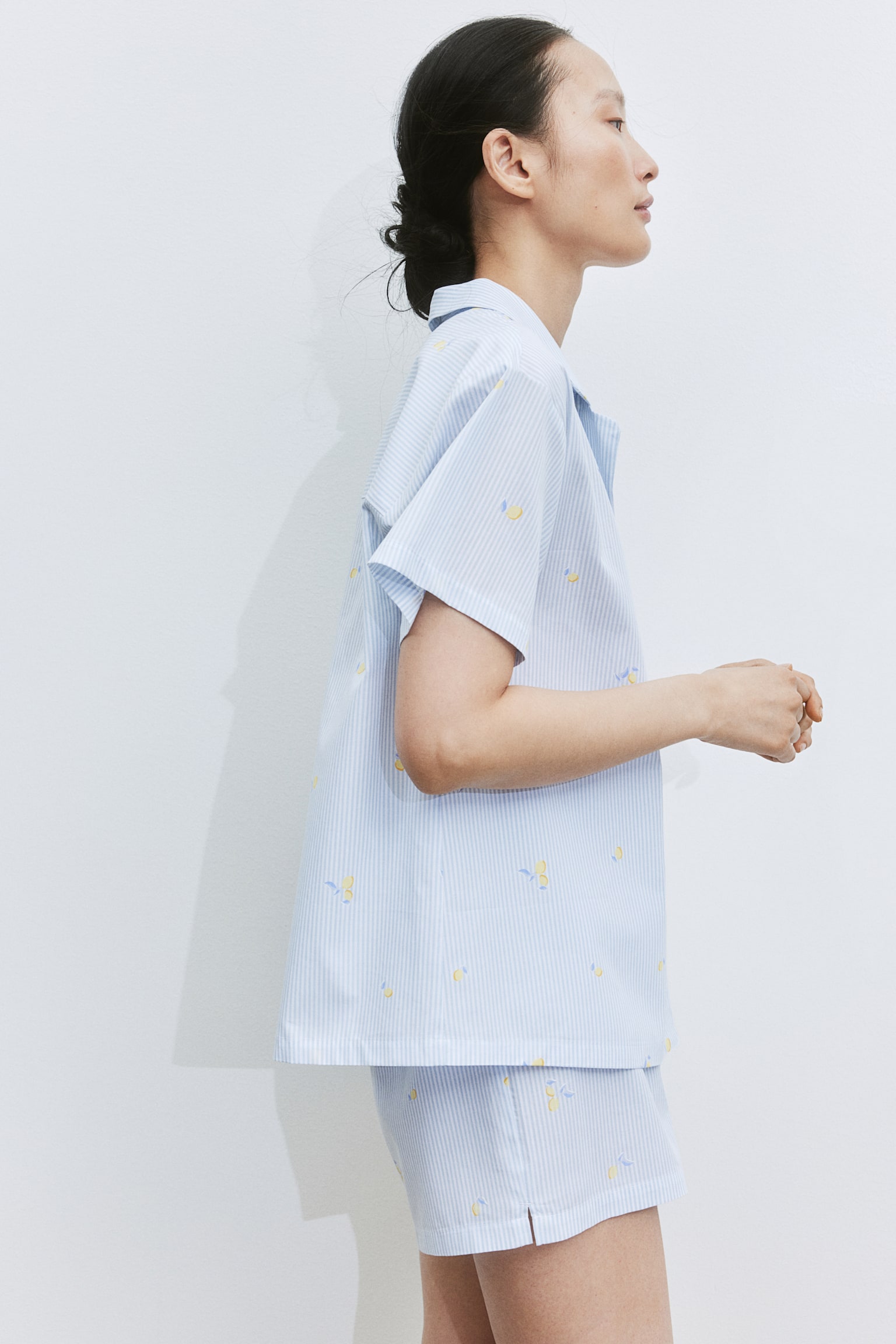 Pyjama Shirt & Shorts Set - Light blue/Stripe - 4