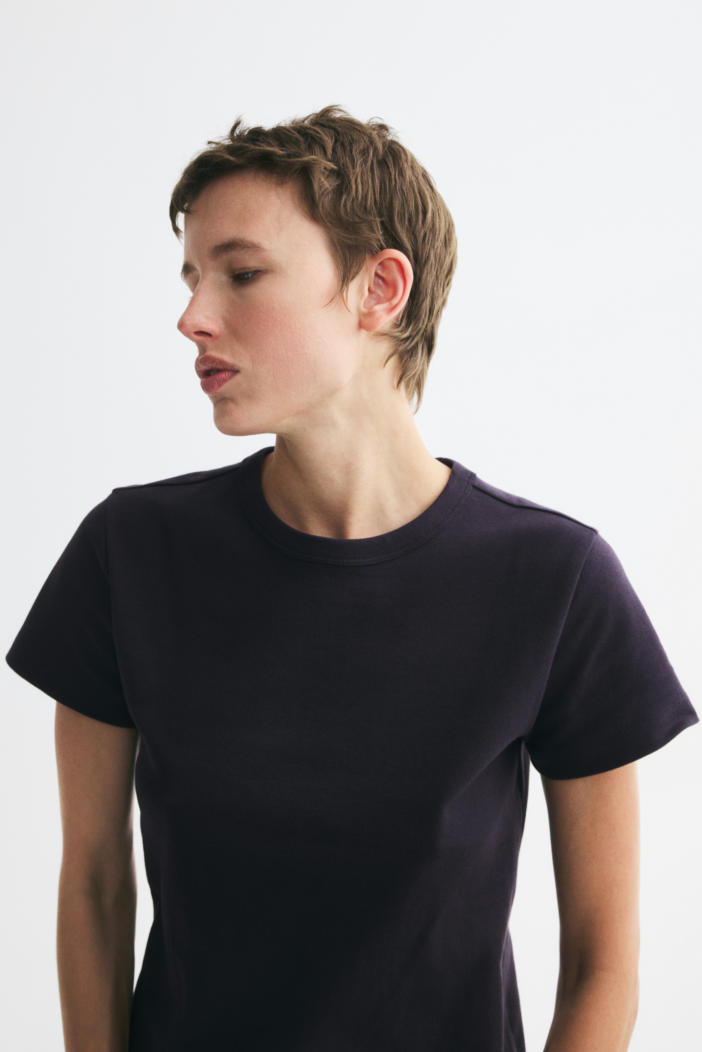 Dopasowany T-shirtModel