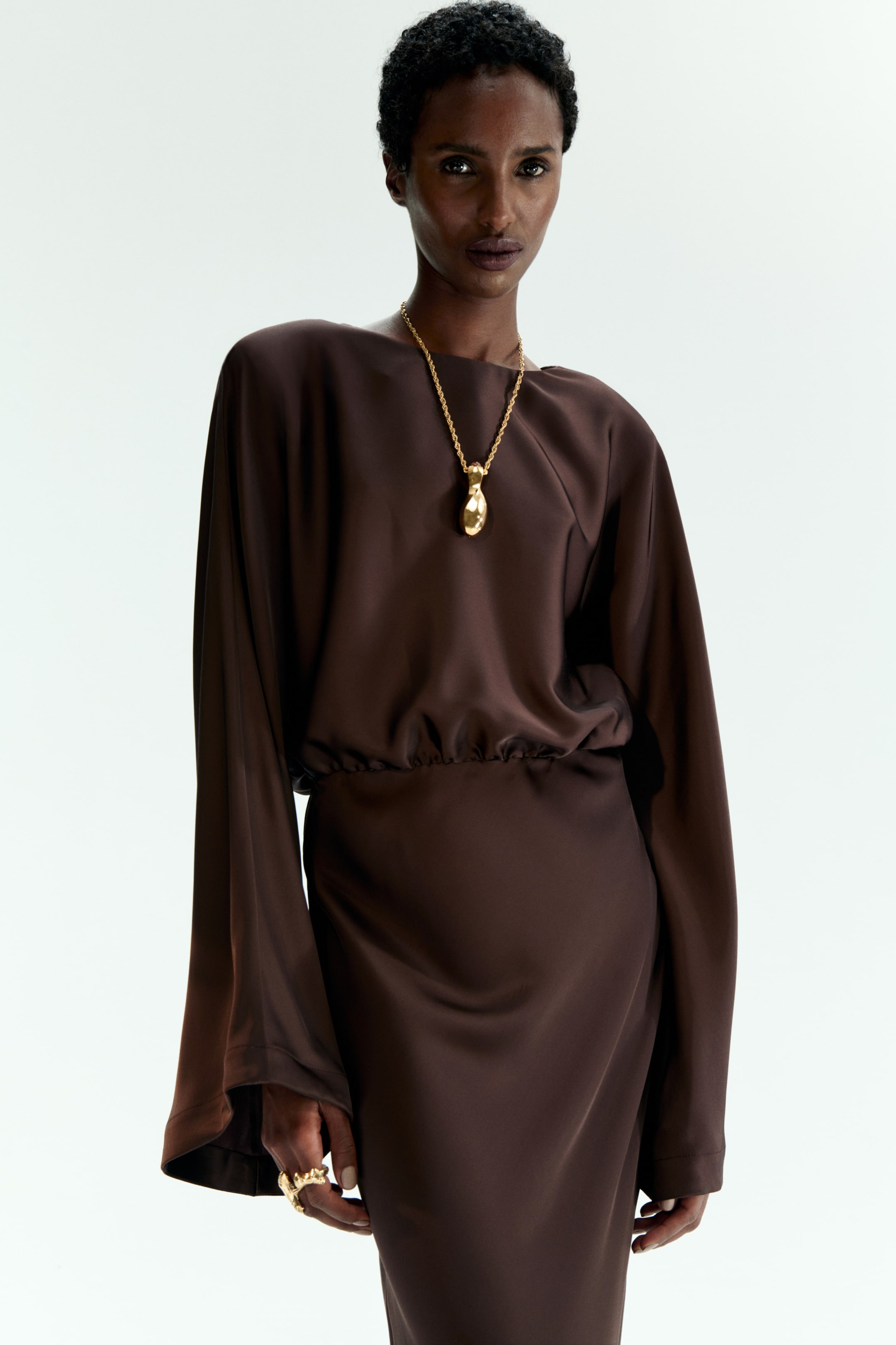 View larger image: Pendant Necklace - Gold-colored - Ladies | H&M US 1