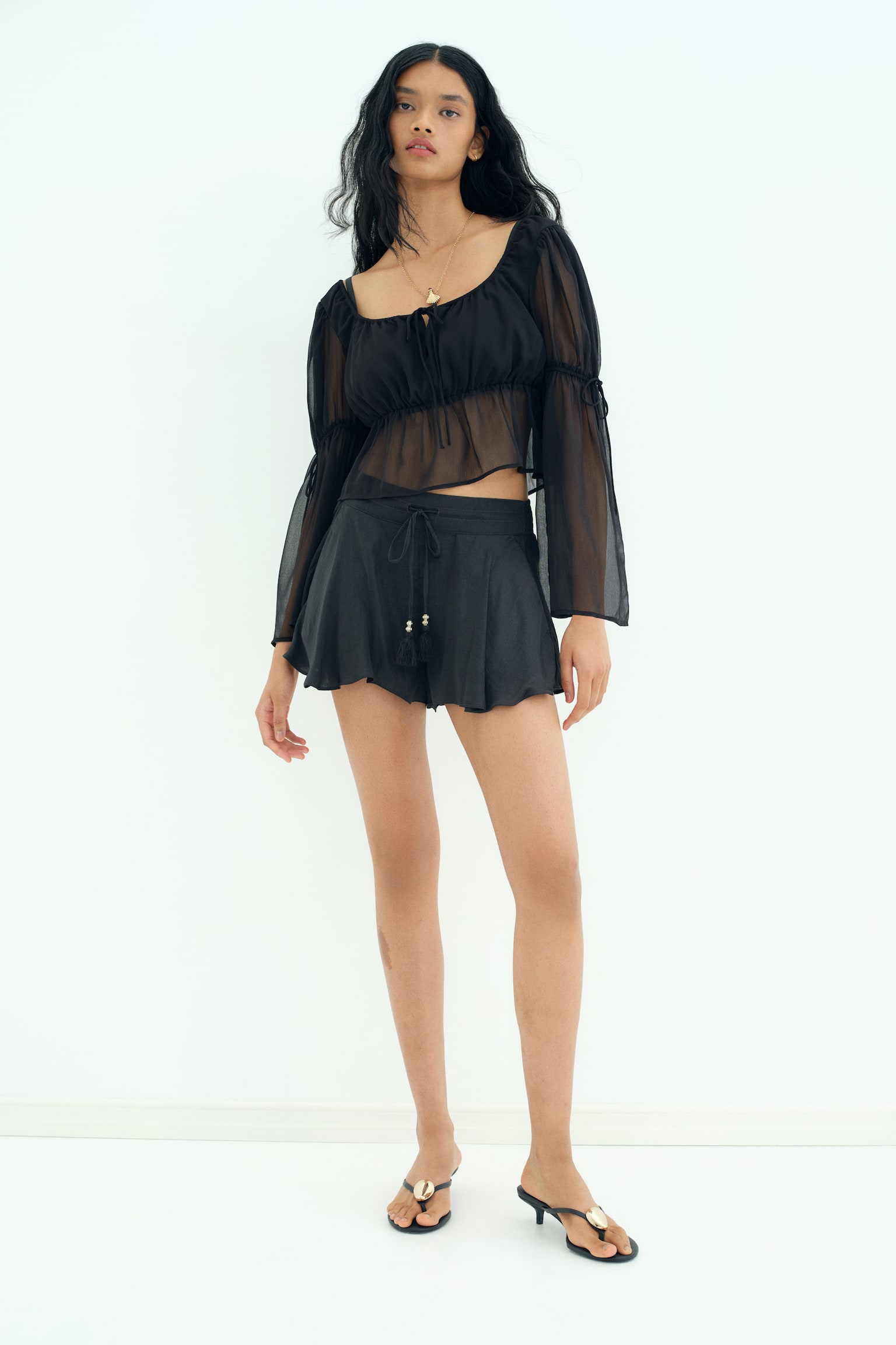 Áo kiểu lửng - Màu đen/Màu xanh lá nhạt - 5