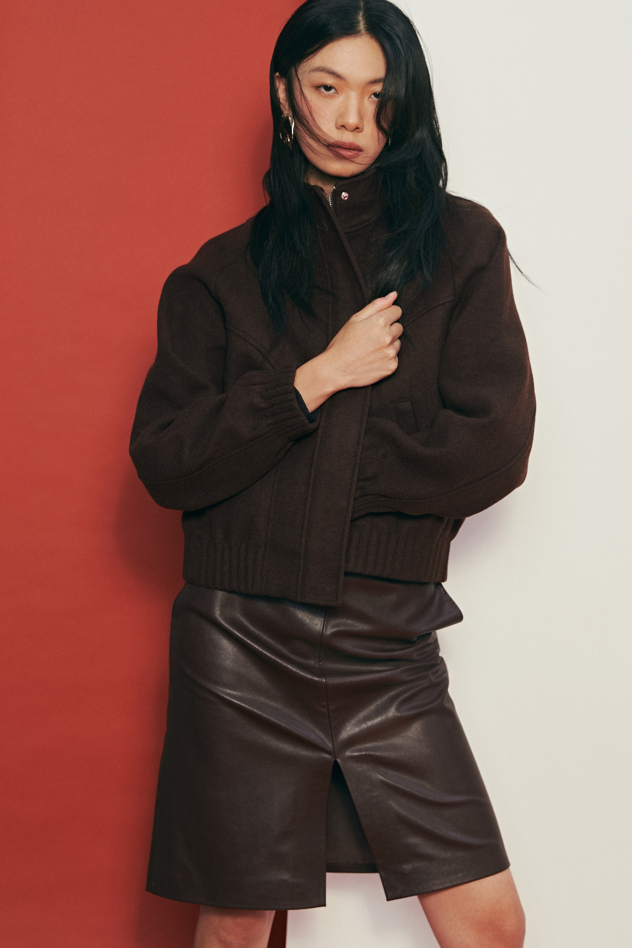 拡大画像を表示: フェルトジャケット - ダークブラウン - レディース | H&M JP 1